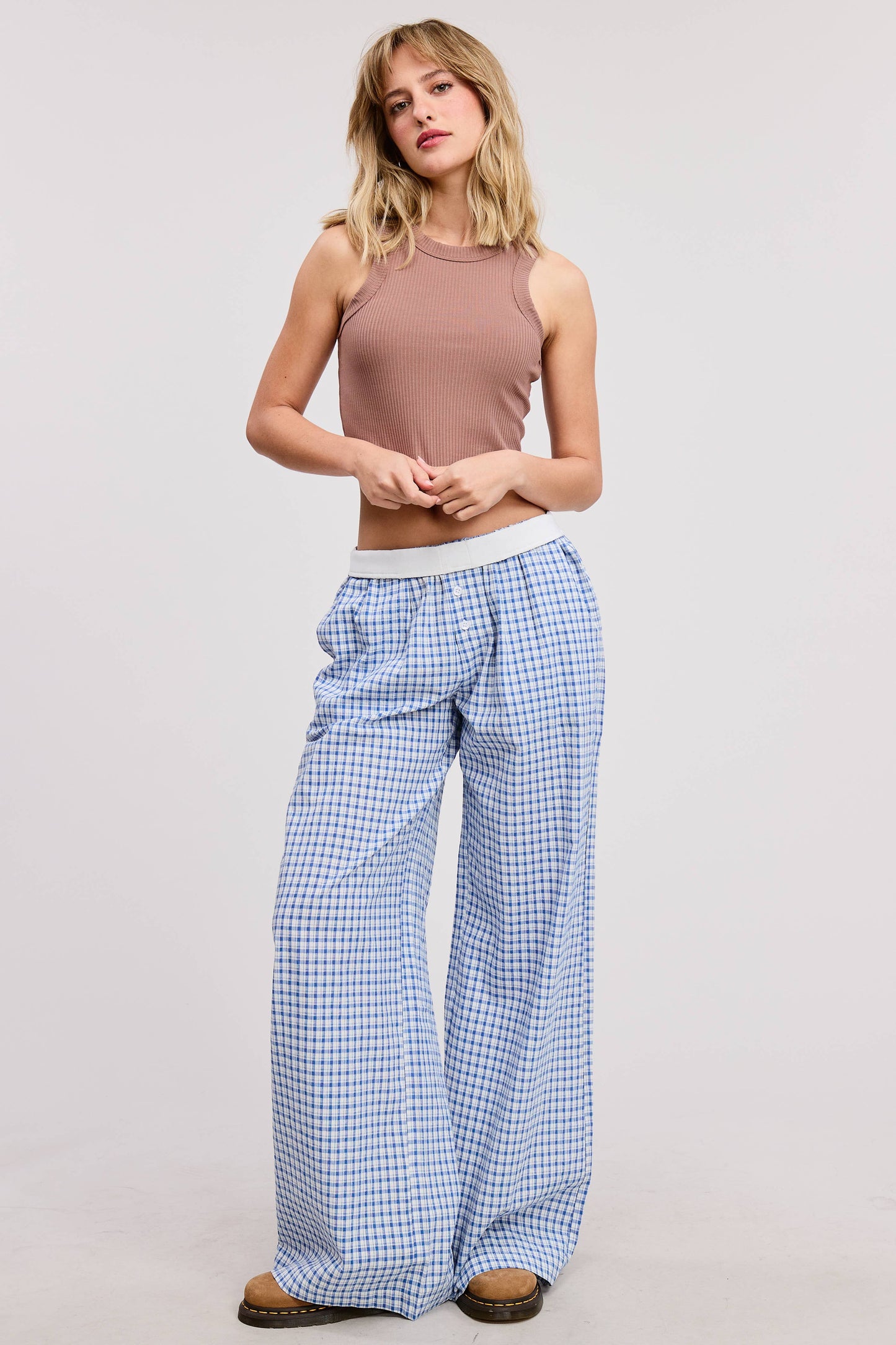 Mid Rise Elasticized Waistband Gingham Pattern Pants