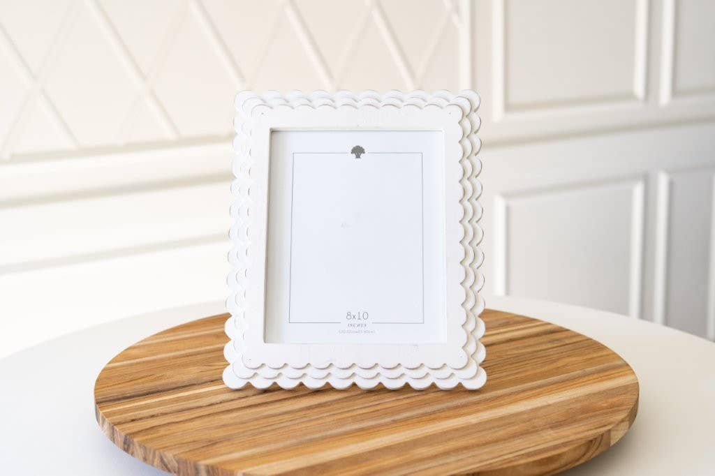 12x14 wood scallop photo frame (8x10 pic) Home Decor