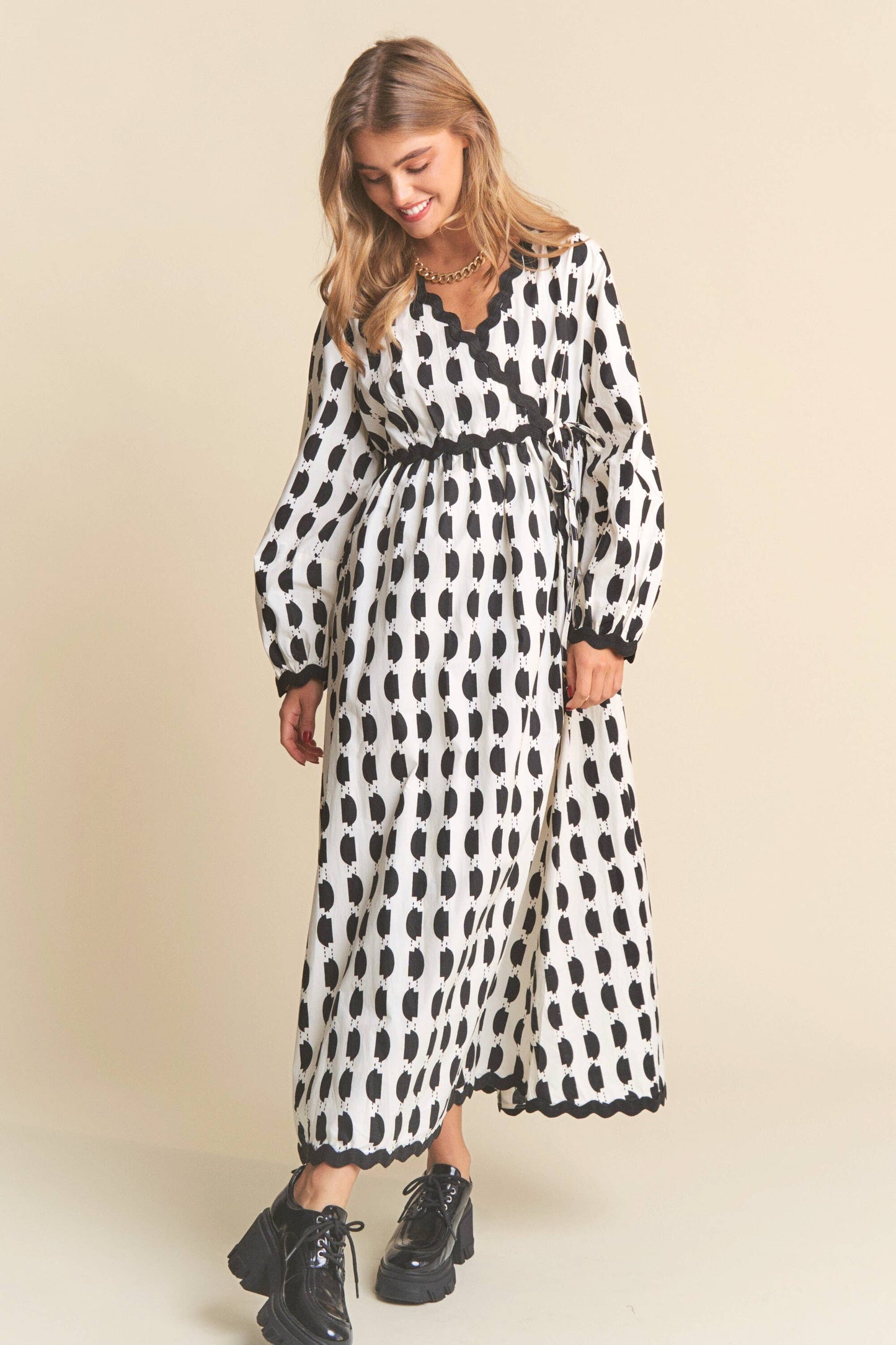 Spots Pattern Wavey Trim Midi Dress