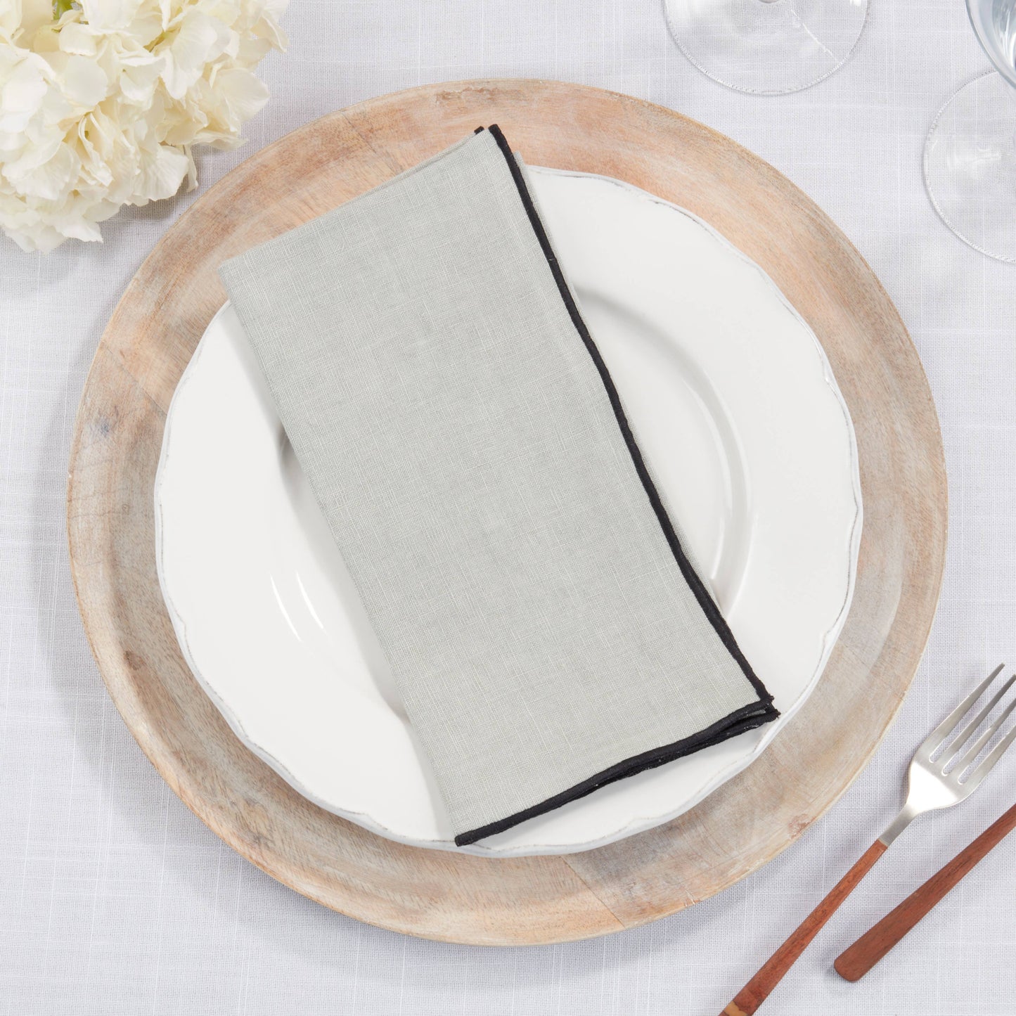 Linen Stonewashed Stitched Border Napkin
