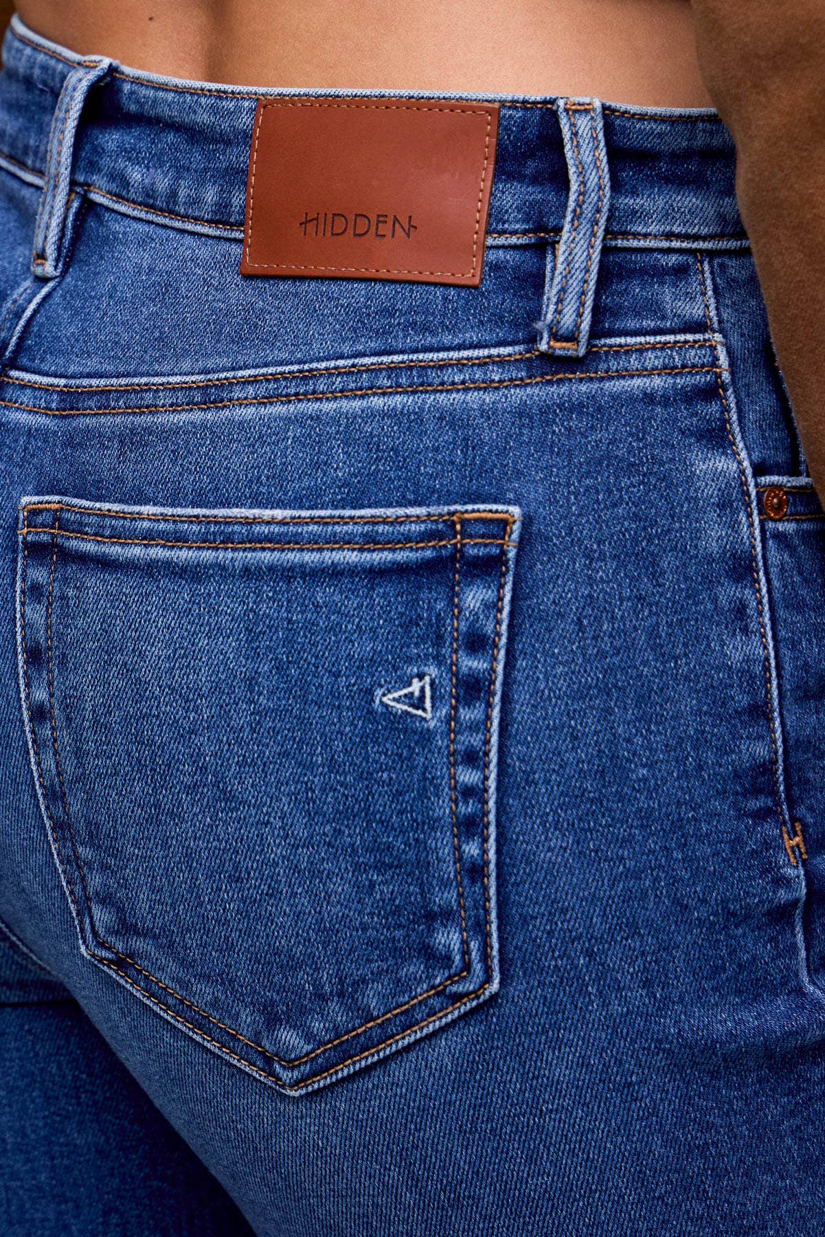 Dark Wash Clean Stretch High Rise Classic Straight