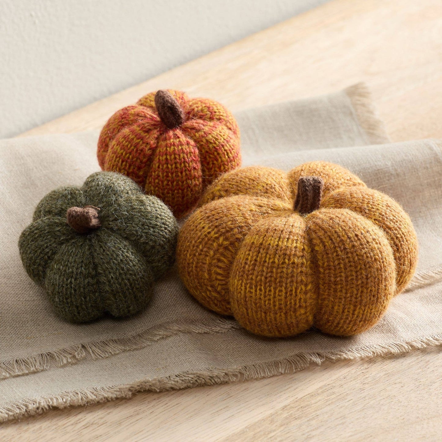Cozy Knit Pumpkins, variegated yarns, unique autumn colors