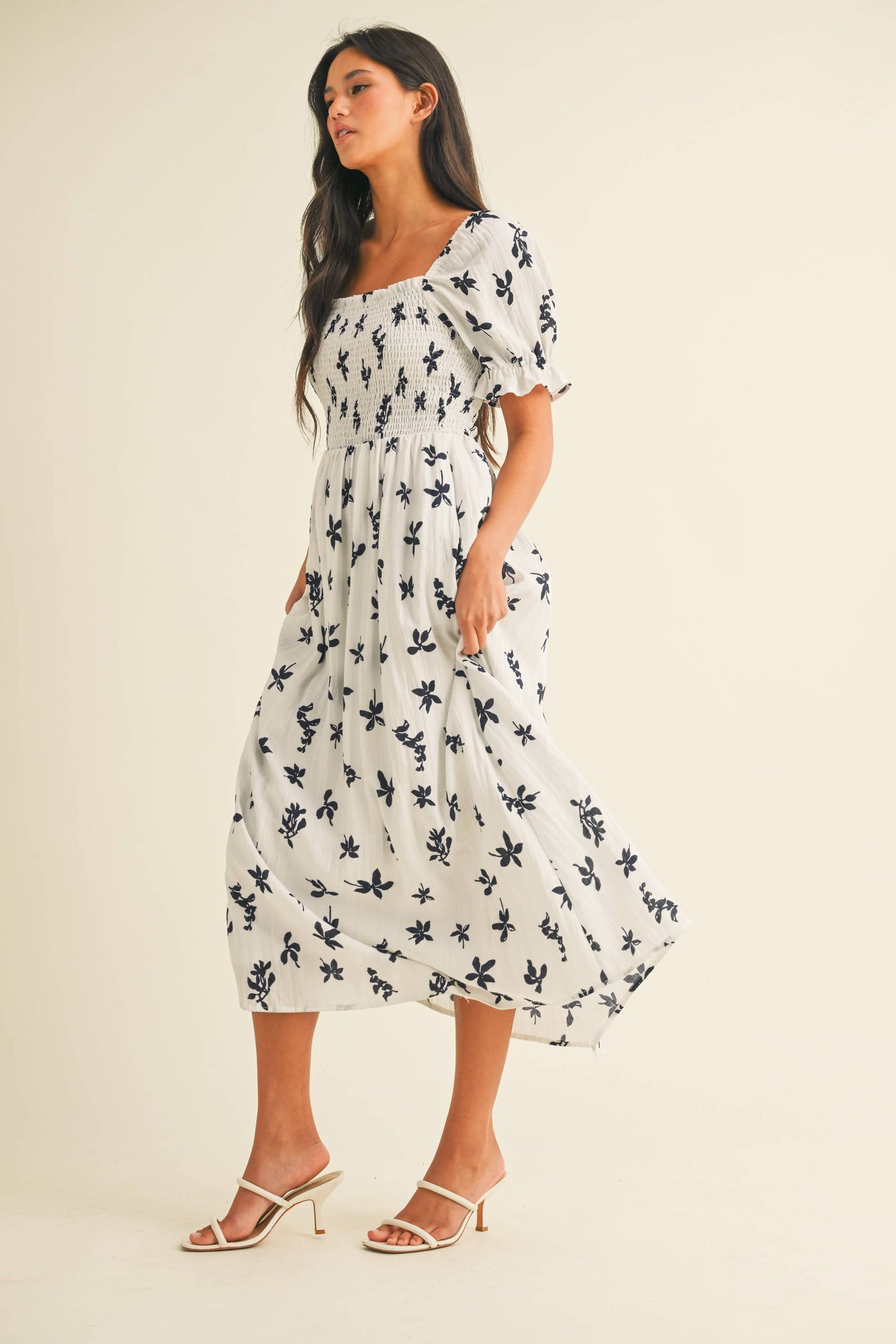 ID8847-A FLORAL MIDI PUFF SLEEVES DRESS