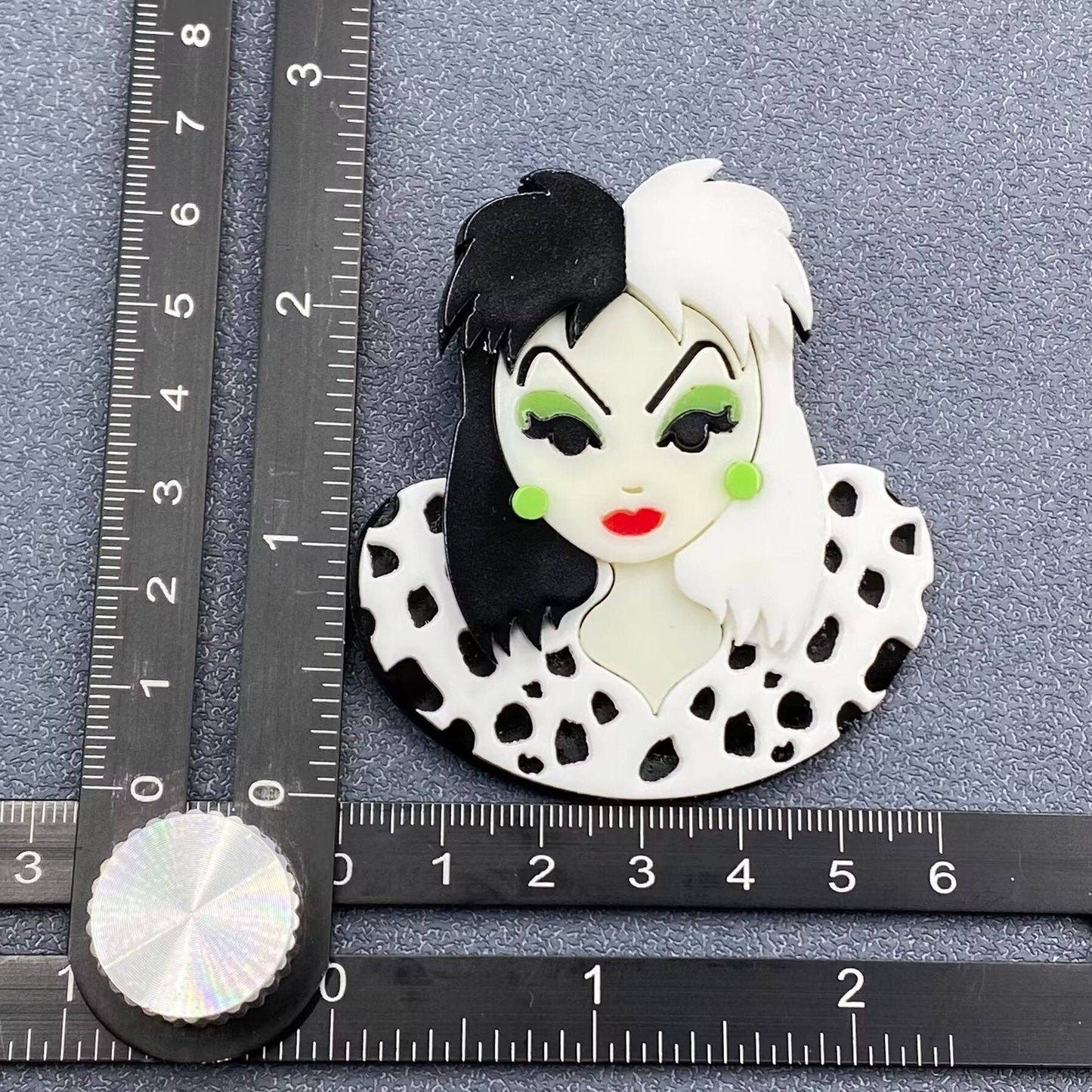 Creative Beauty Acrylic Brooch