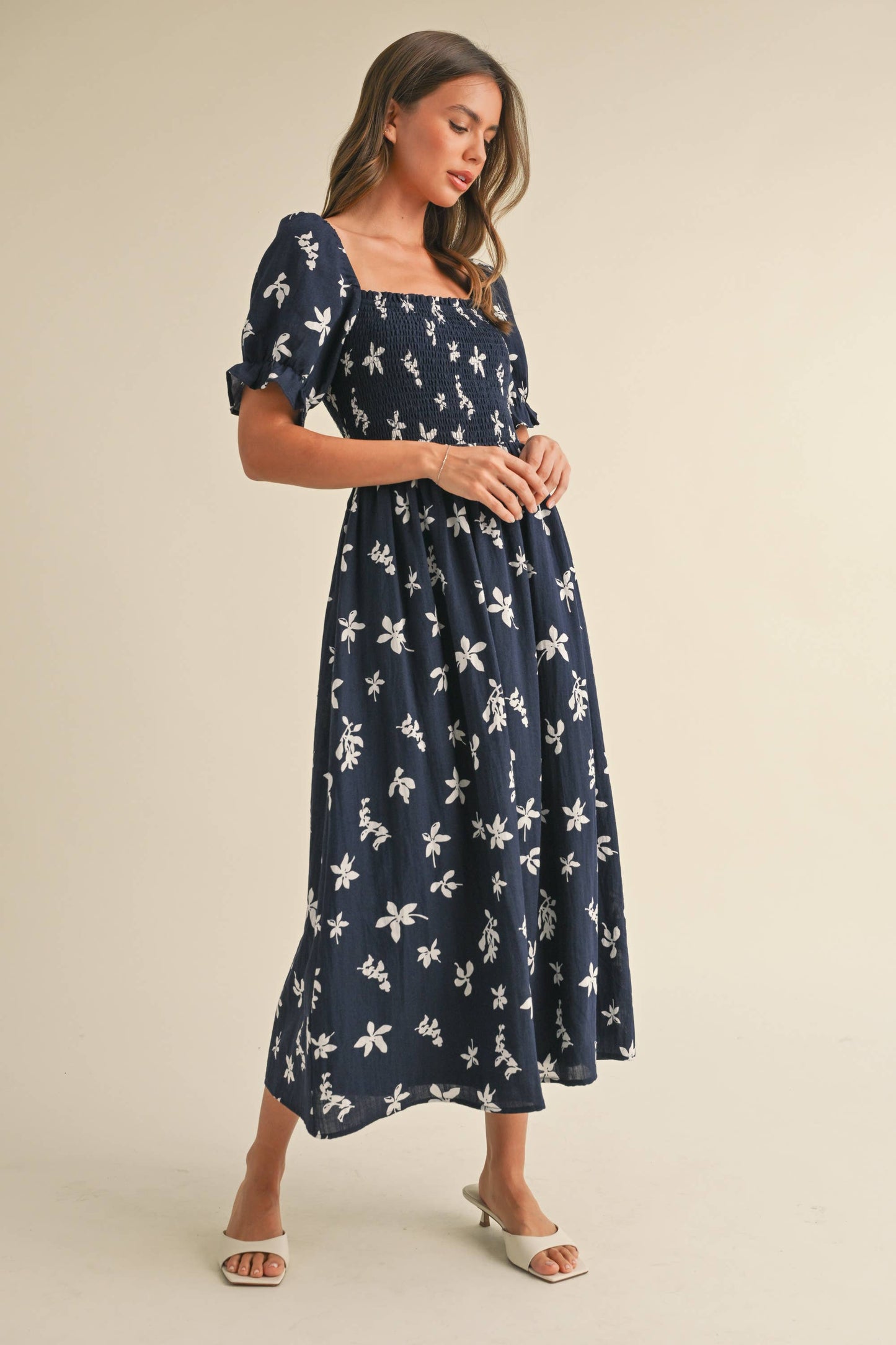 ID8847-A FLORAL MIDI PUFF SLEEVES DRESS