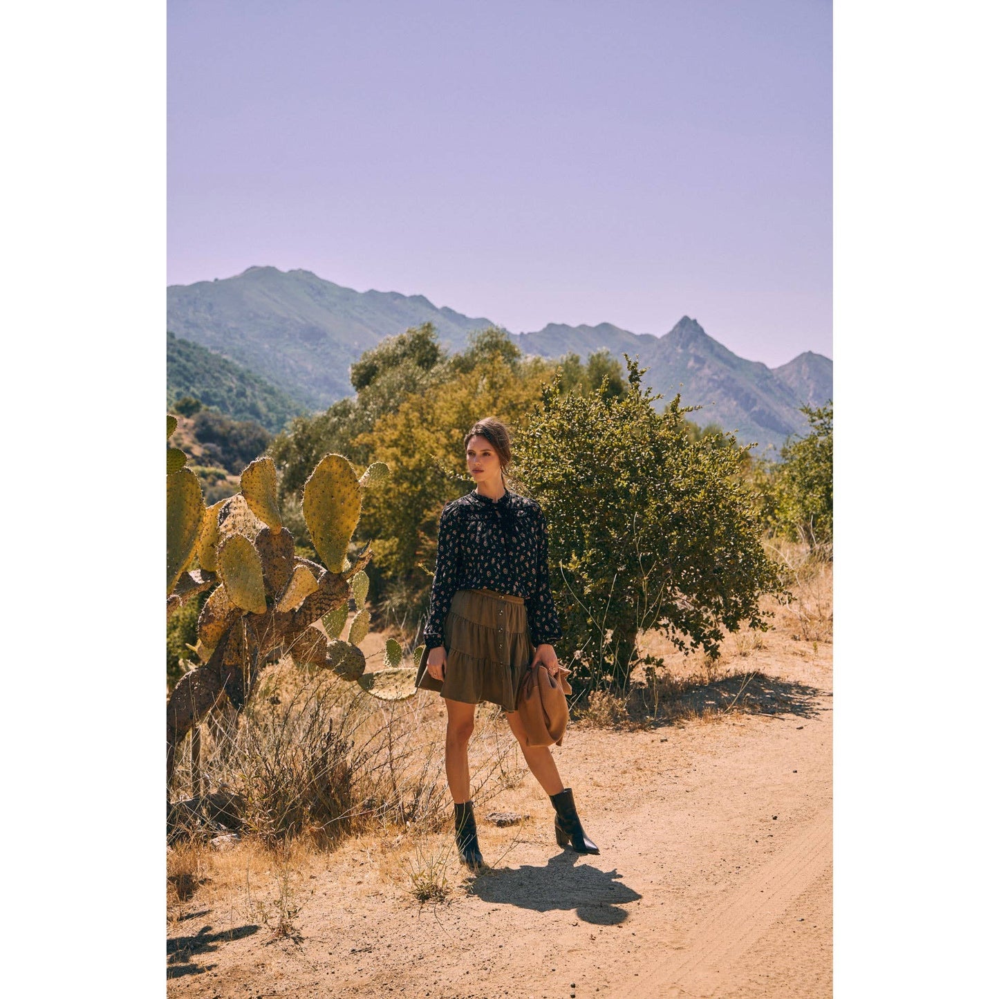 BREEZY FALL DAYS VELVET FLORAL BLOUSE WITH DELICATE RUFFLES