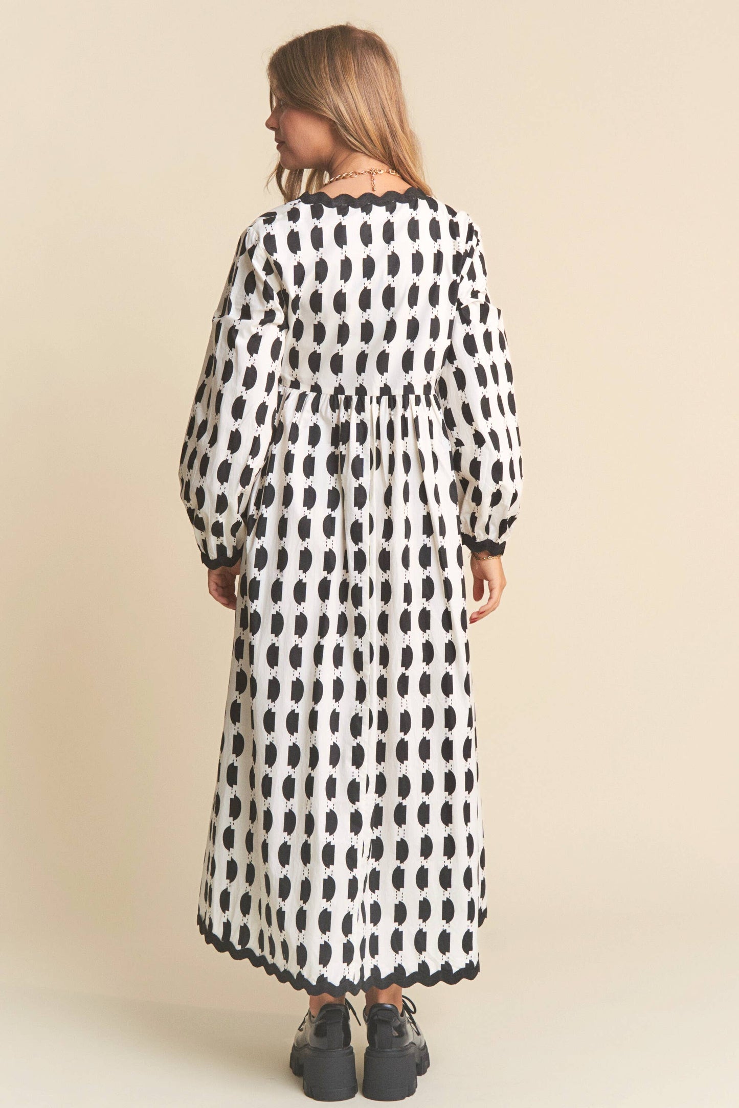 Spots Pattern Wavey Trim Midi Dress