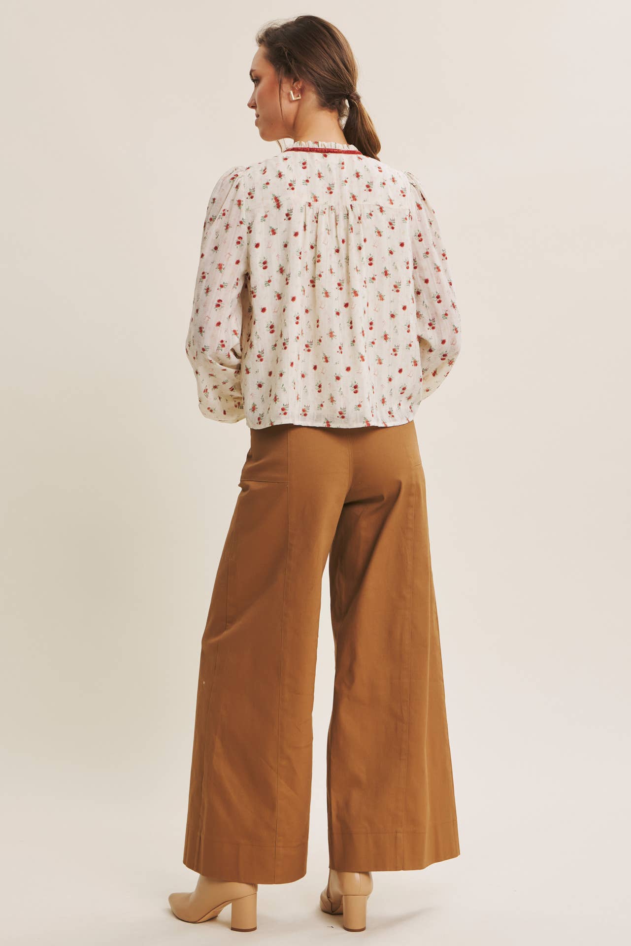 BREEZY FALL DAYS VELVET FLORAL BLOUSE WITH DELICATE RUFFLES