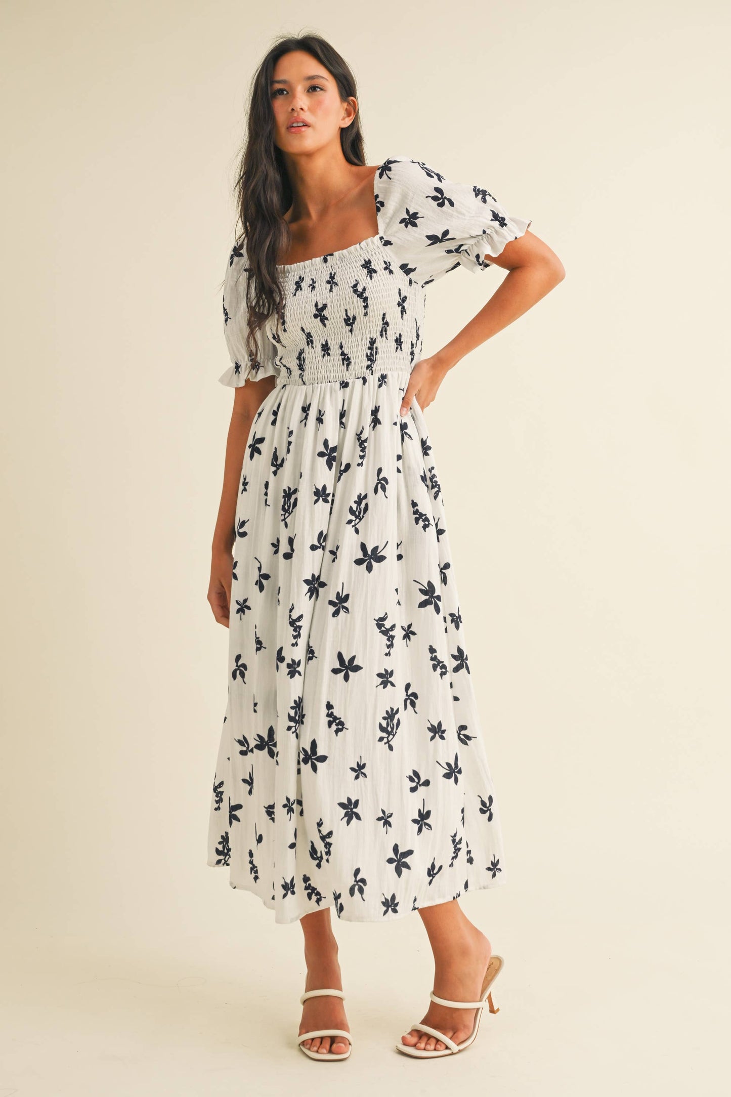 ID8847-A FLORAL MIDI PUFF SLEEVES DRESS
