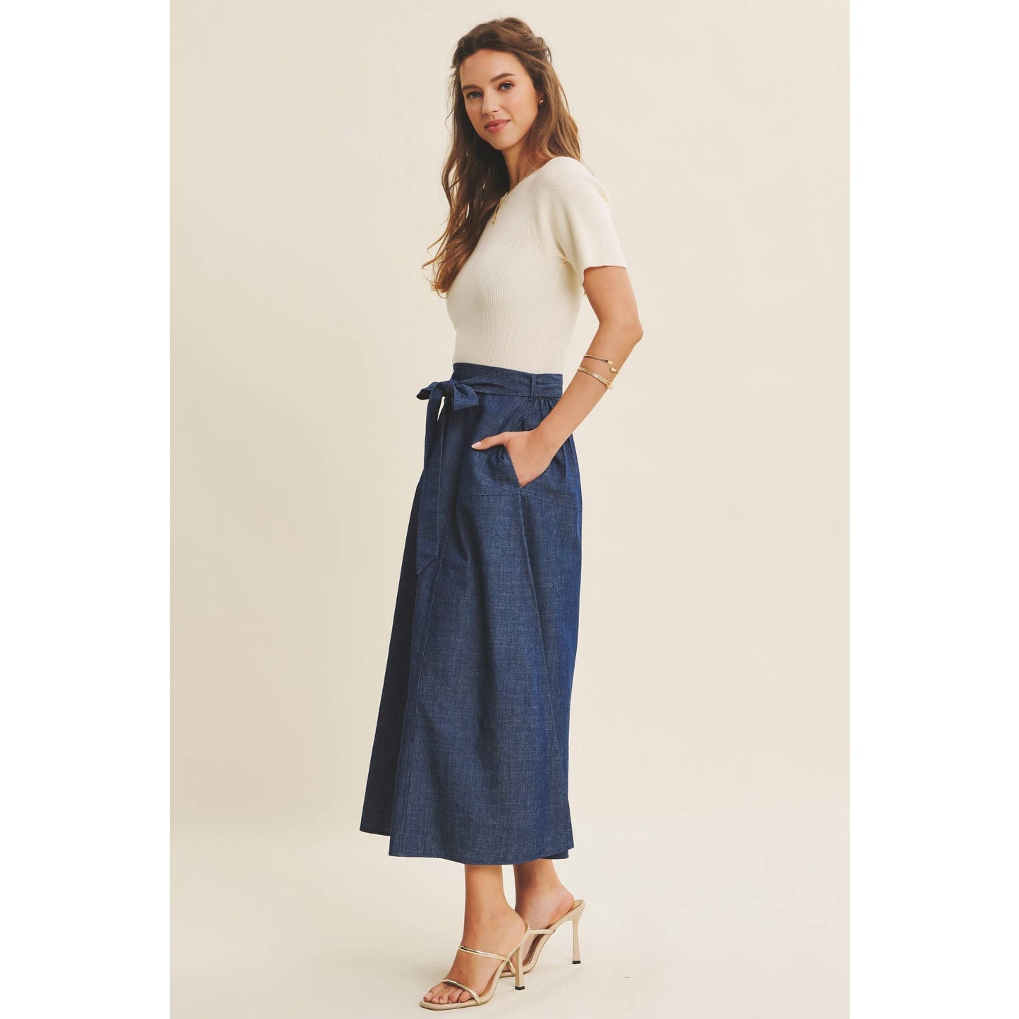EFFORTLESS MIX OF COZY AND POLISHED TWOFER DENIM DRESS
