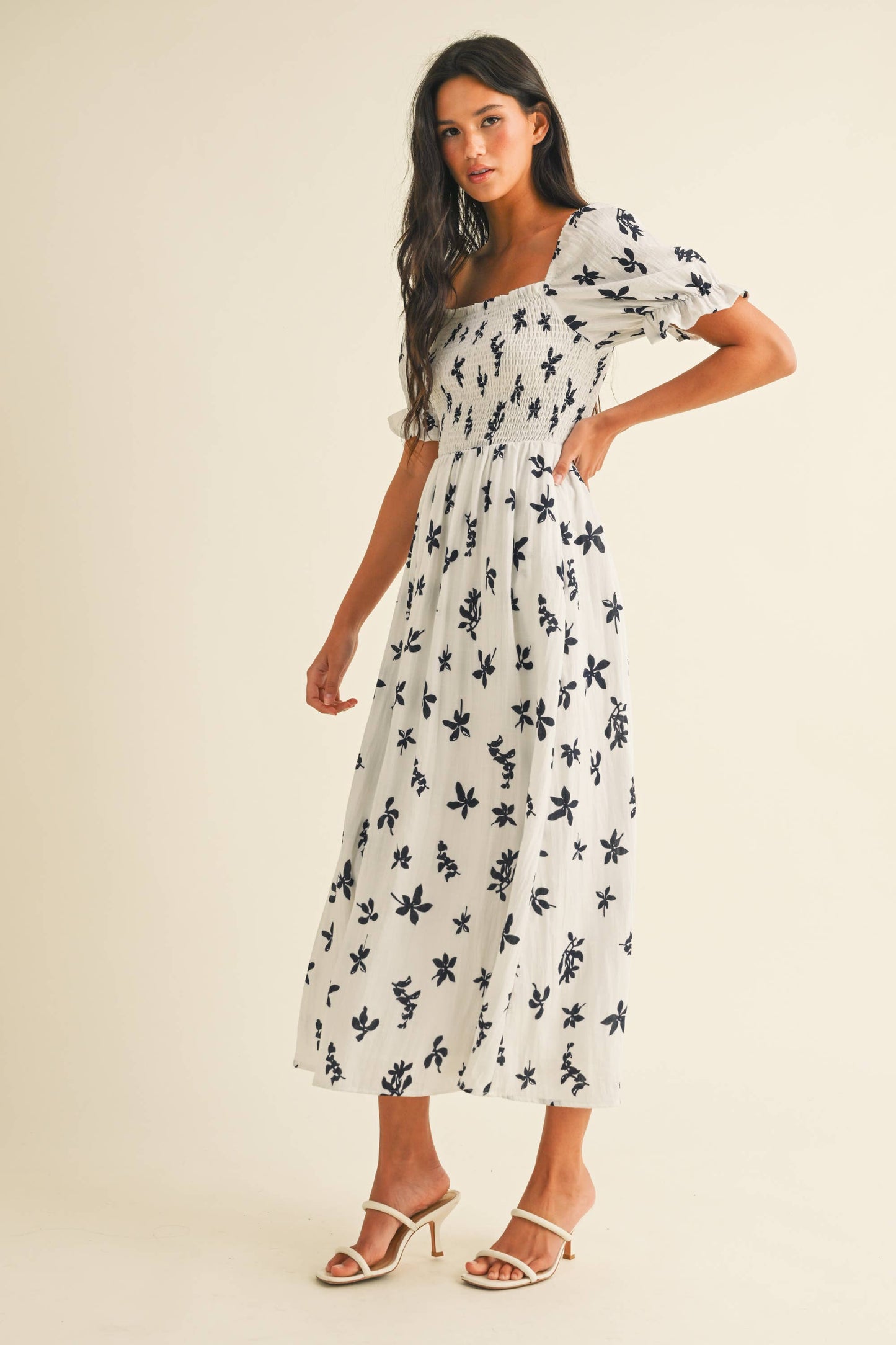 ID8847-A FLORAL MIDI PUFF SLEEVES DRESS