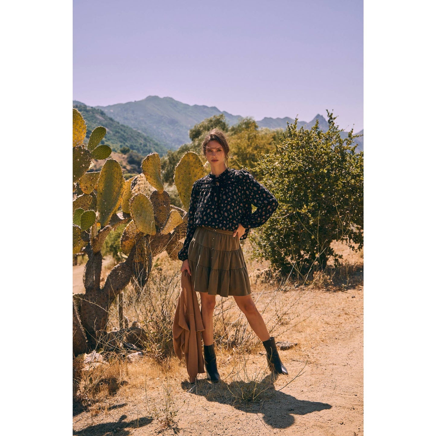 BREEZY FALL DAYS VELVET FLORAL BLOUSE WITH DELICATE RUFFLES