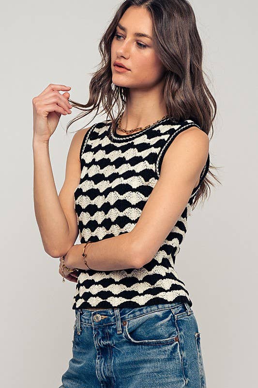Scallop Crochet Contrast Trim Crewneck Tank Top