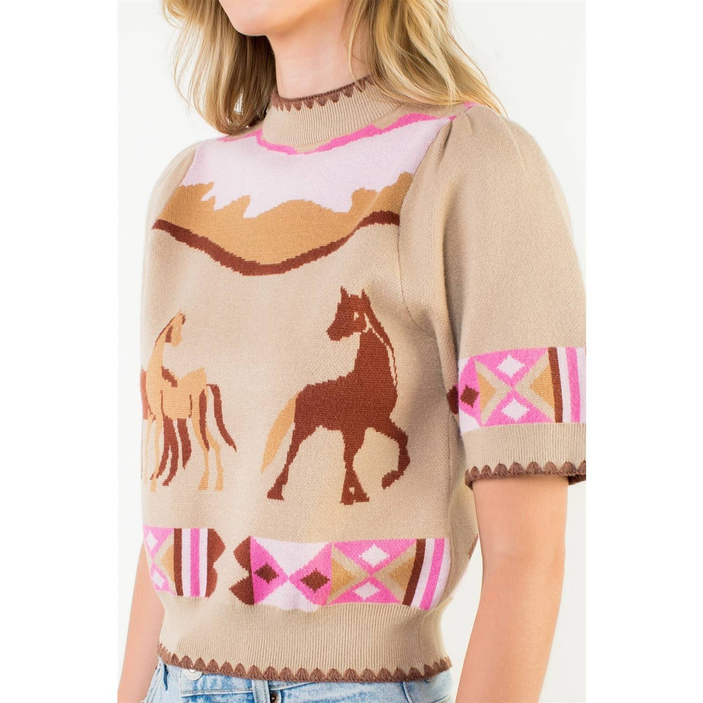 Short Sleeve Detailed Knit Top
