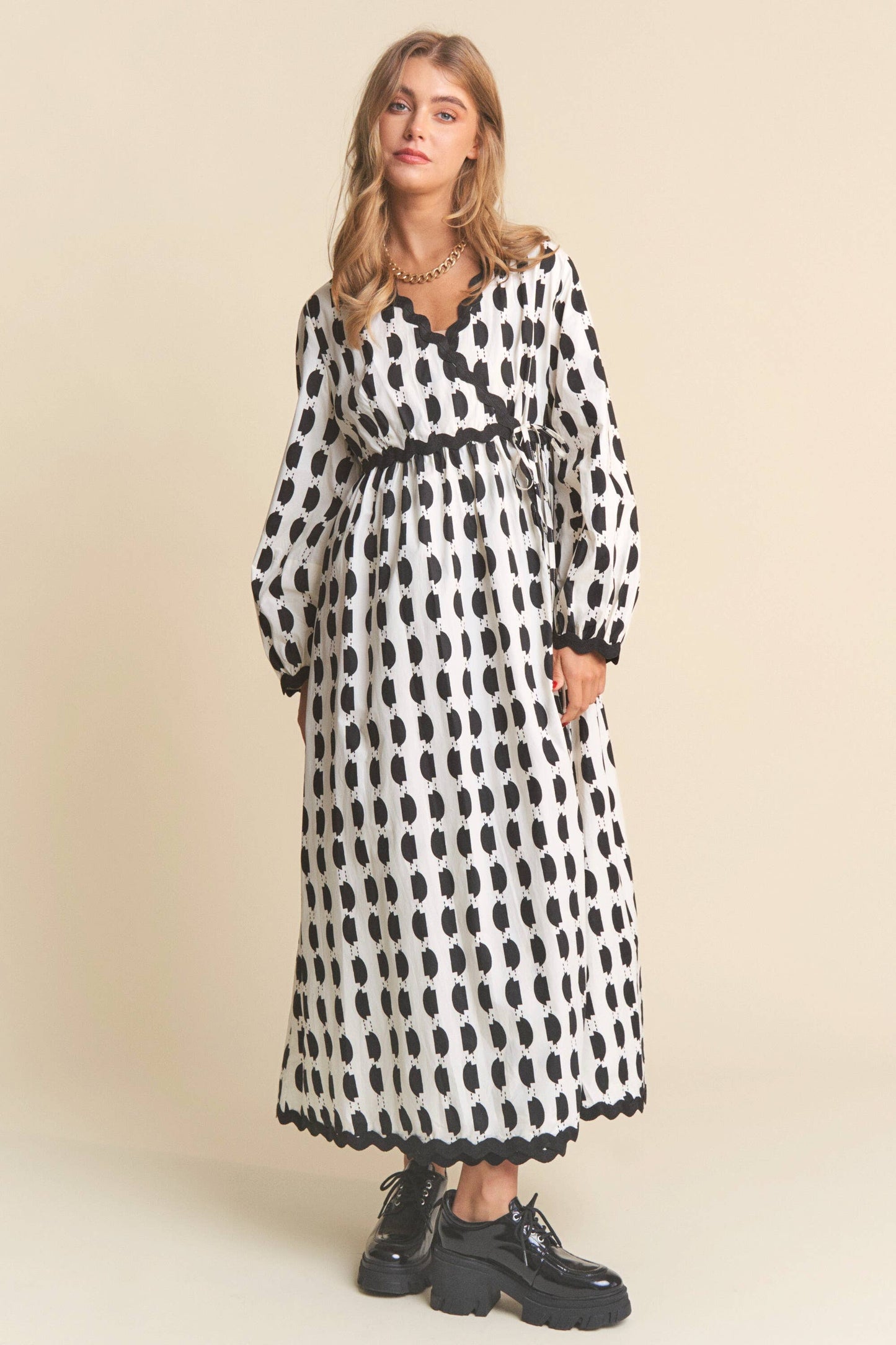 Spots Pattern Wavey Trim Midi Dress