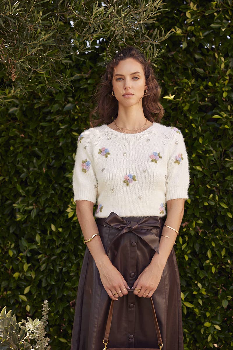 SOPHISTICATED VEGAN FAUX LEATHER BELTED MIDI SKIRT