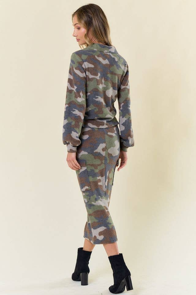 SS1206A CAMO CARGO SKIRT