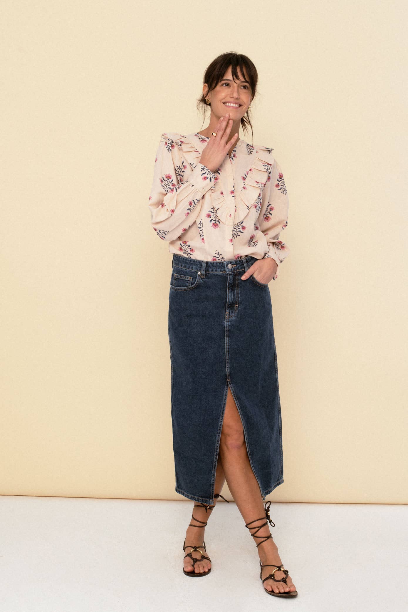 Sarah blouse sand