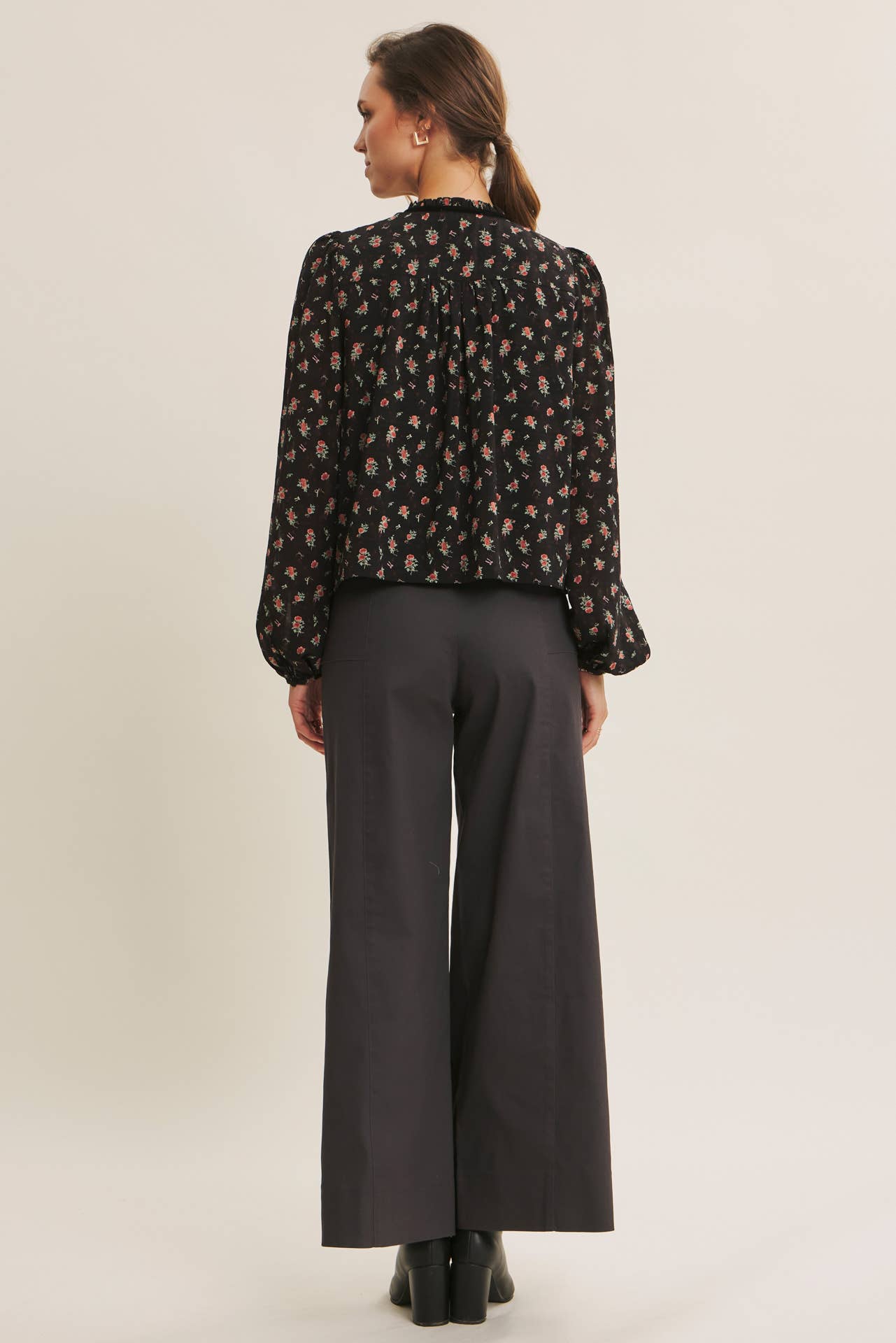 BREEZY FALL DAYS VELVET FLORAL BLOUSE WITH DELICATE RUFFLES