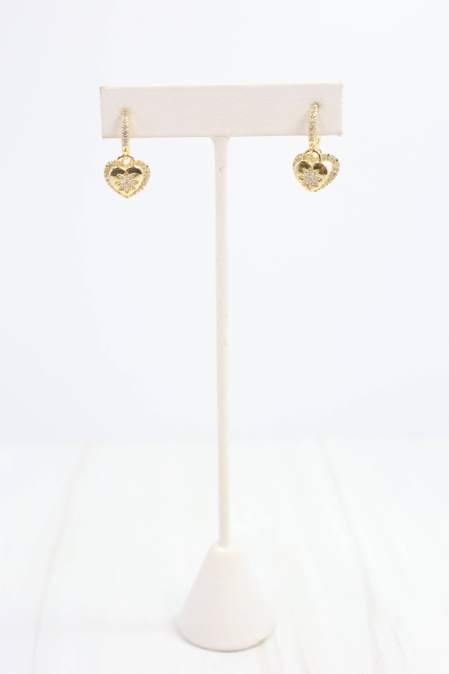 Flynn Charm Earring Gold
