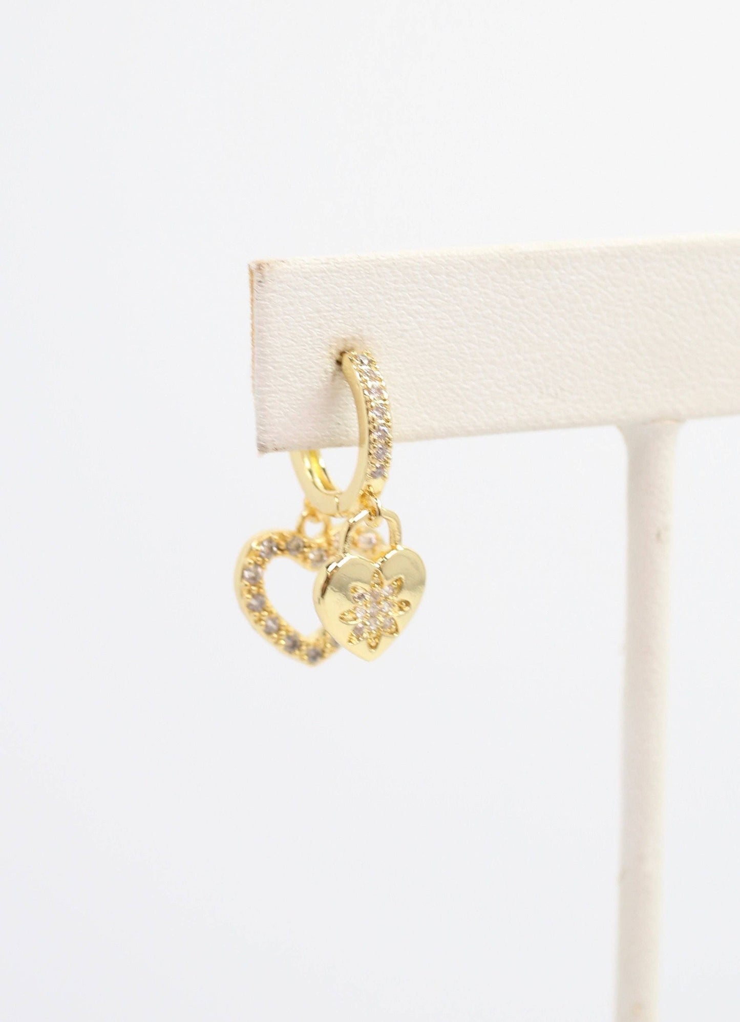 Flynn Charm Earring Gold