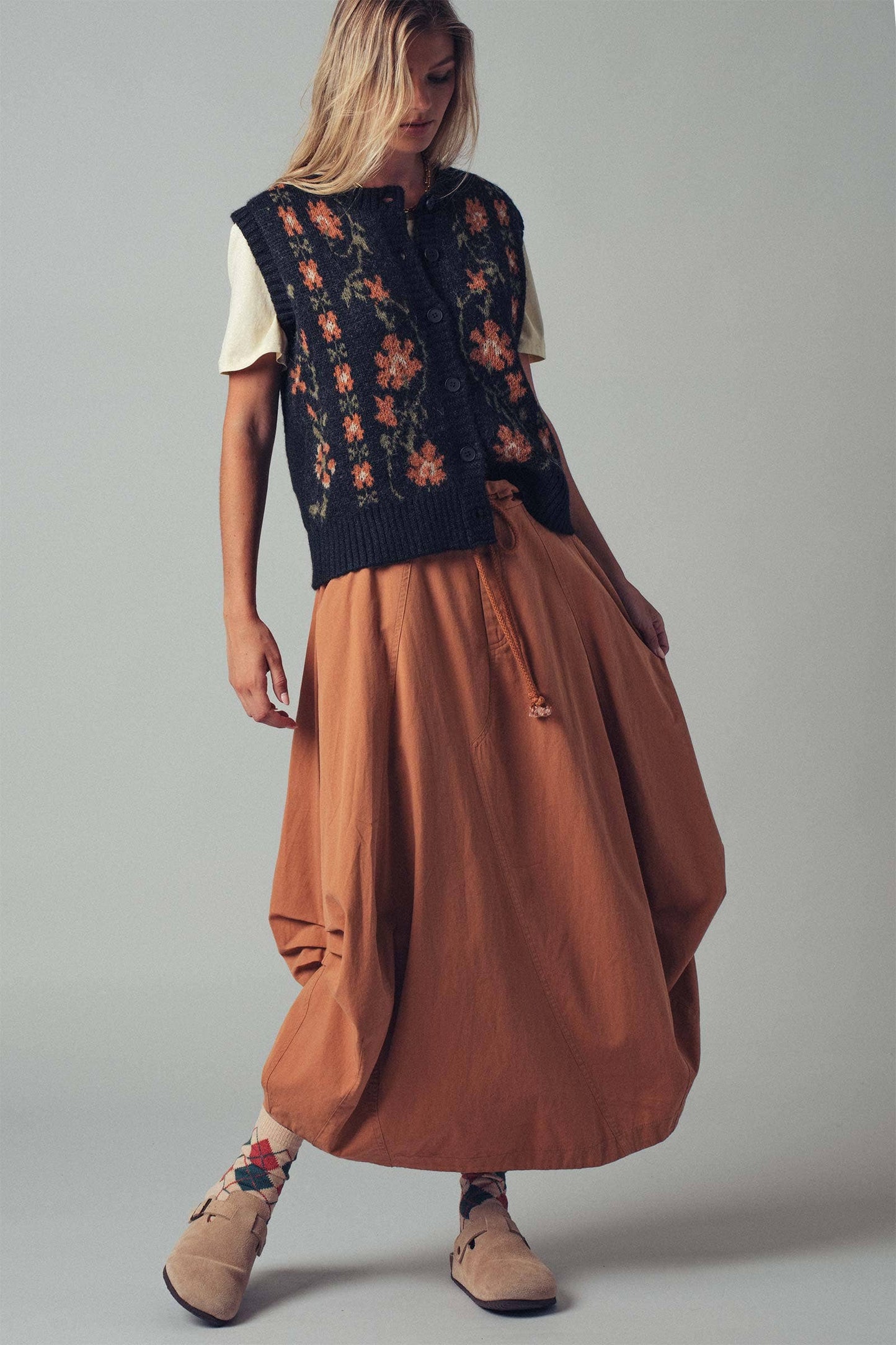 Floral Knit Button-Up Sweater Vest