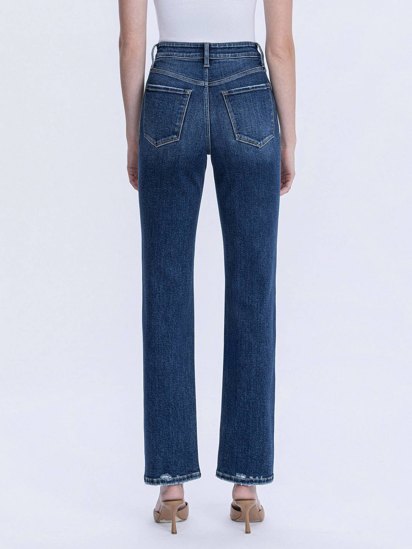 DARK WASH STRAIGHT JEANS