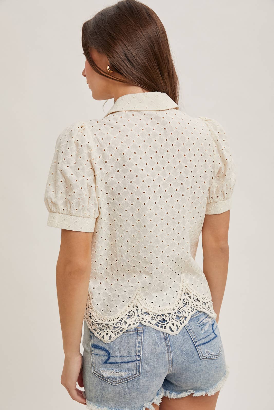 EYELET LACE TRIMMED BUBBLE SLEEVE SHIRT BLOUSE