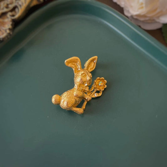 Baroque Metal Enamel Brooch Vintage Palace Badge Pin