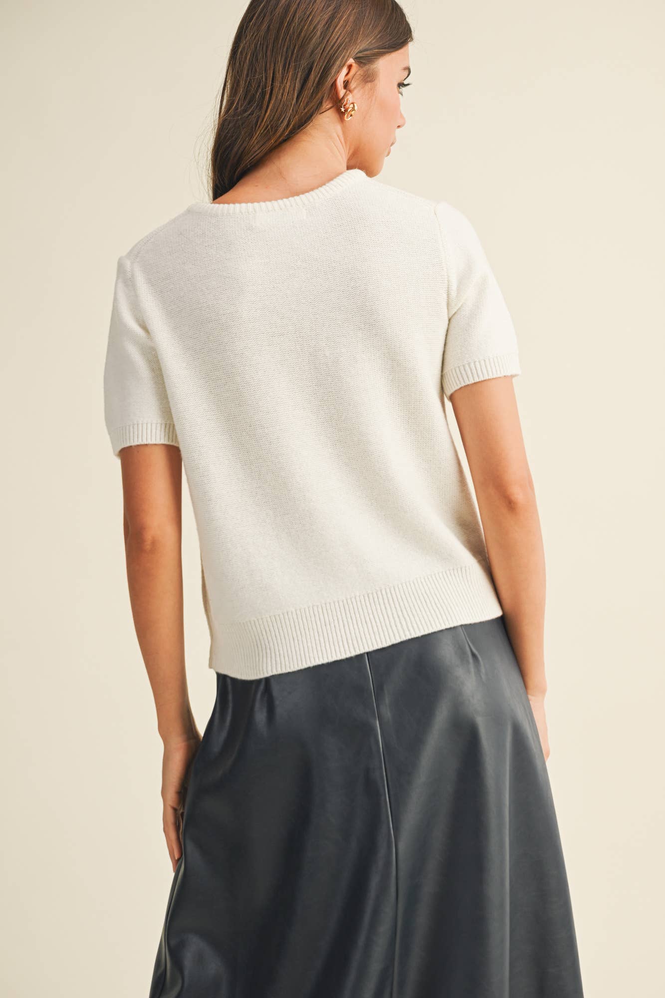 SHORT SLEEVE CREW NECK SWEATER