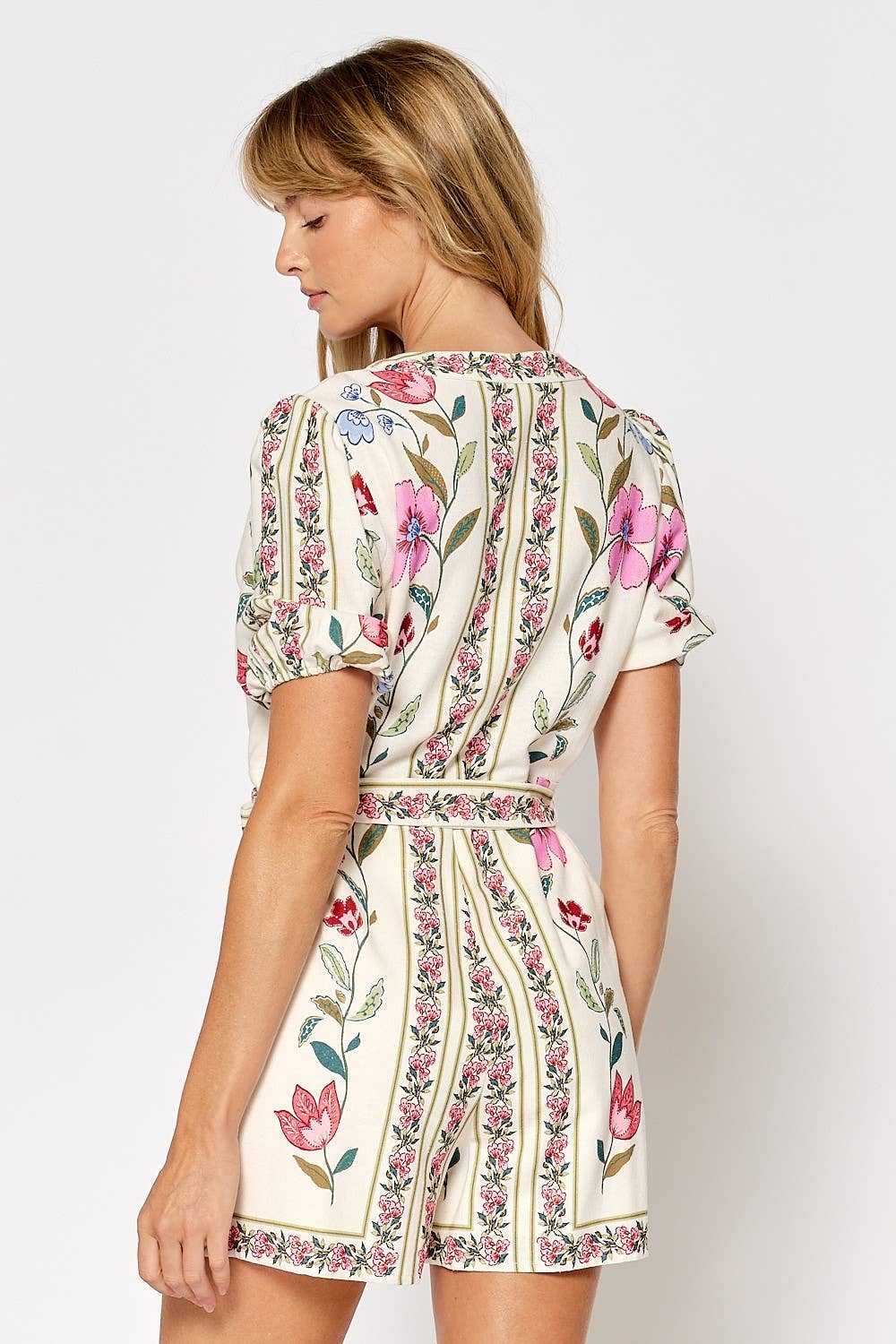 ILR5075 PRINTED SHORT PUFF SLEEVE ROMPER