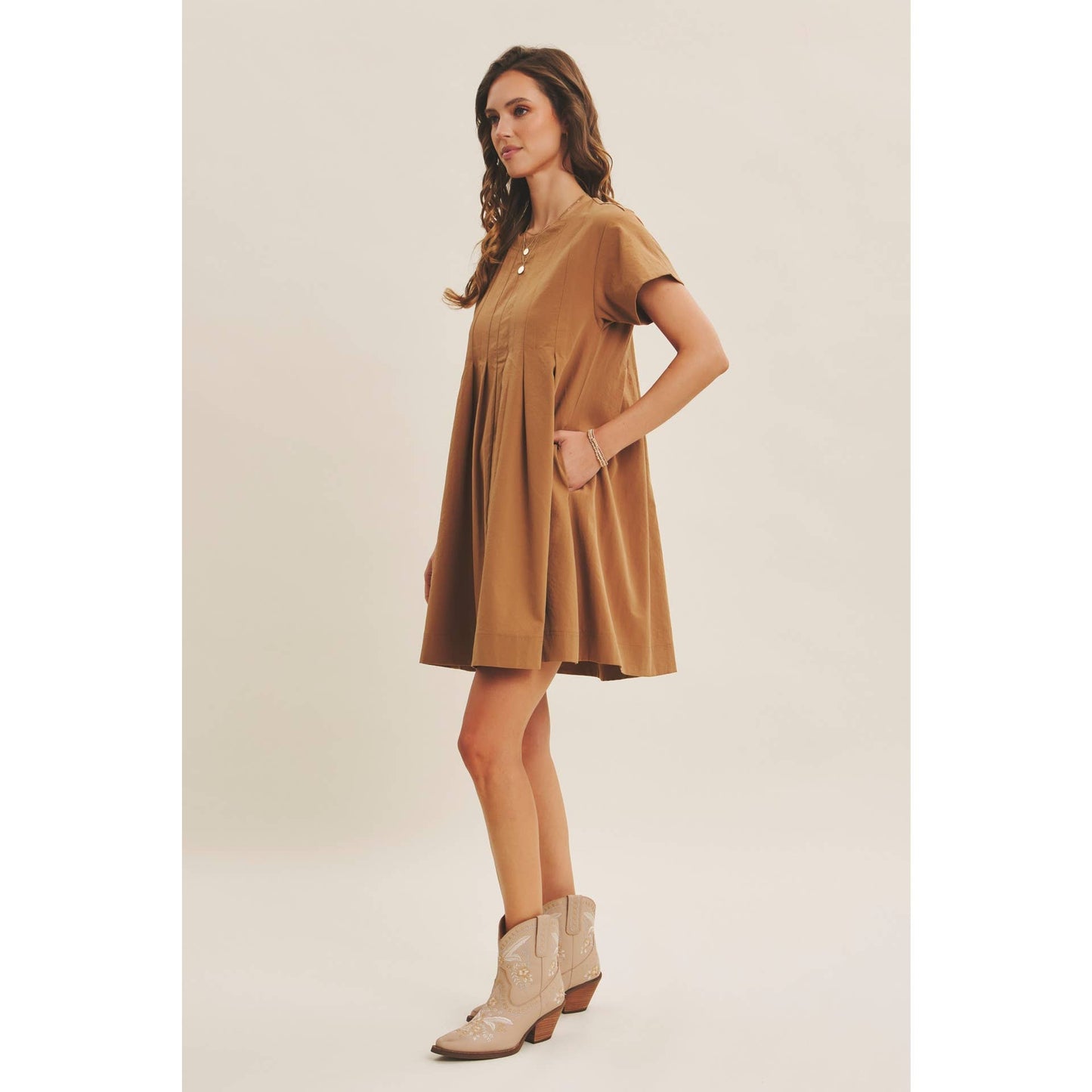 EASYGOING PLEATED DETAIL MINI DRESS WITH POCKETS