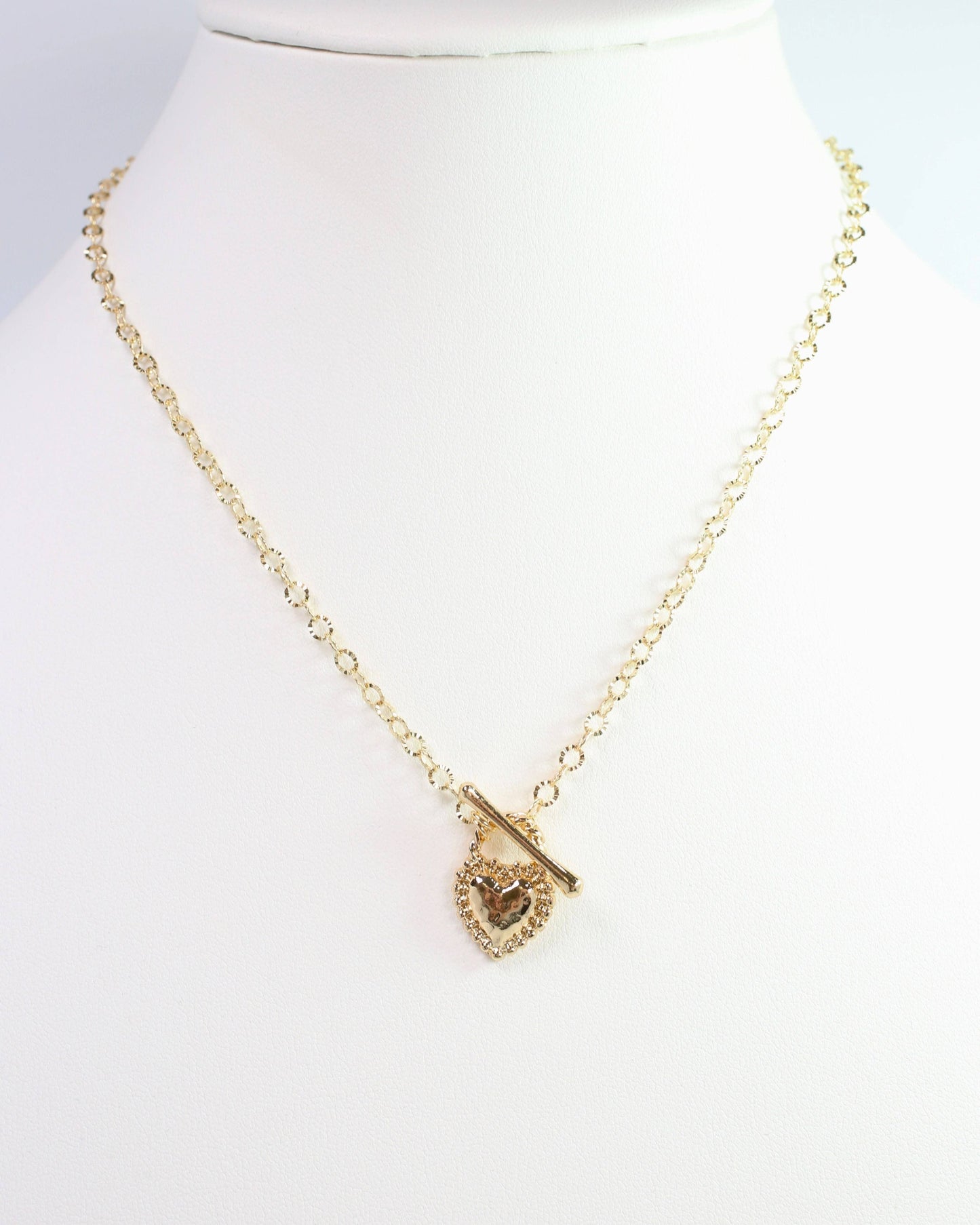 Willis Heart Charm Necklace Gold