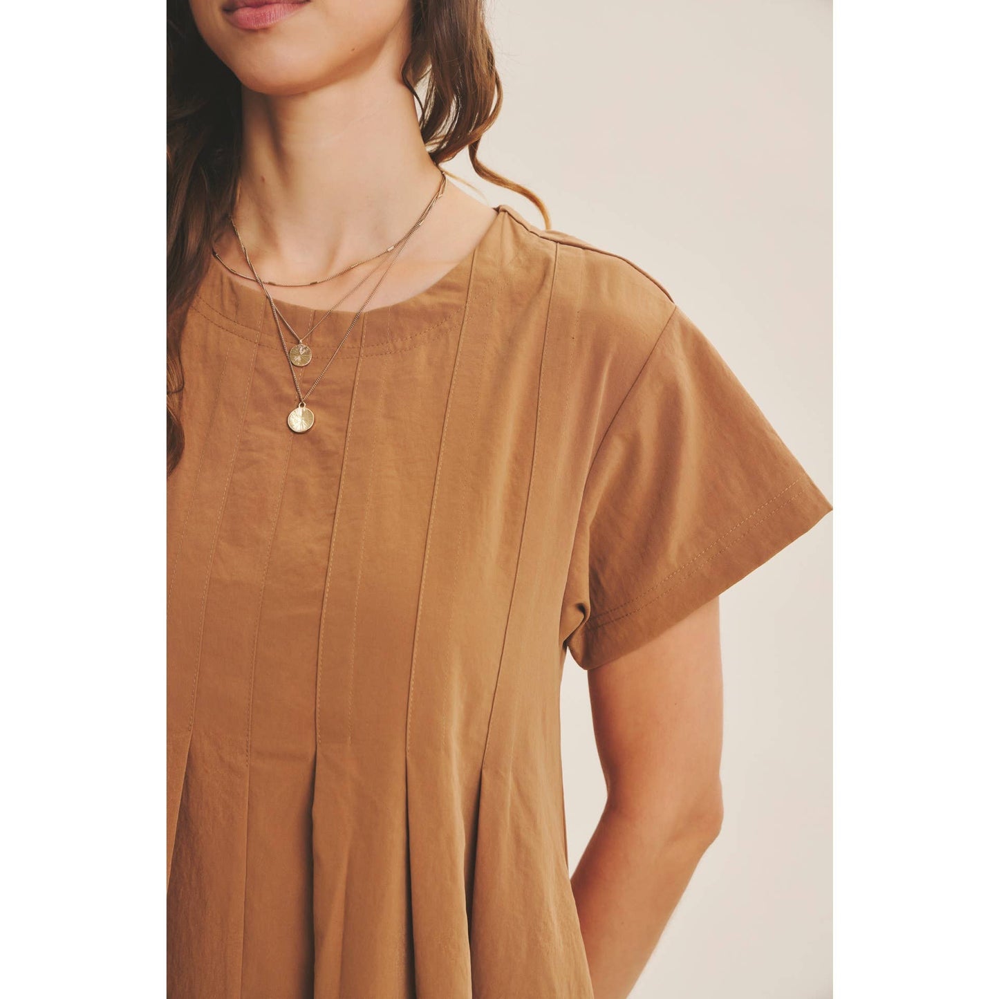 EASYGOING PLEATED DETAIL MINI DRESS WITH POCKETS