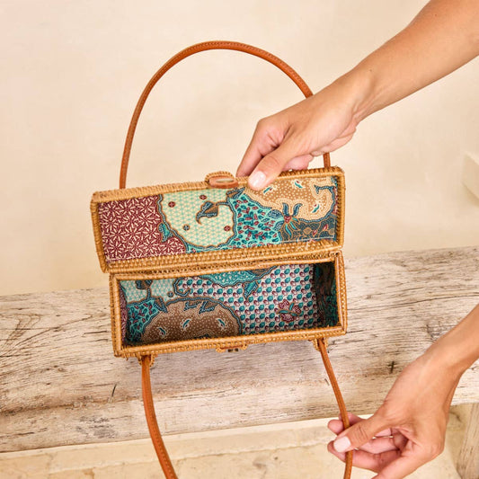 Ata Vine Rattan Box Handbag with Diamond Pattern