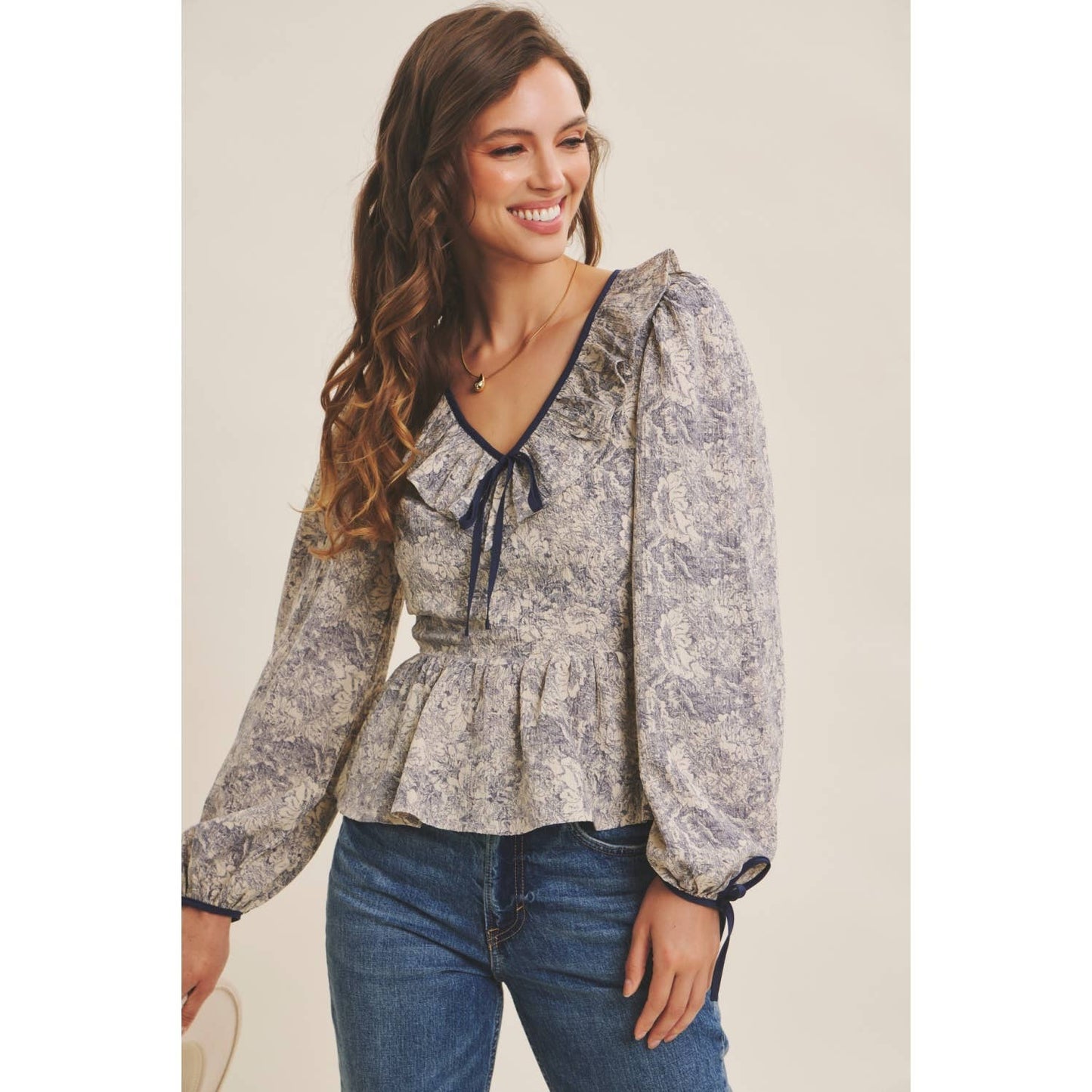 TOILE PRINTED BABYDOLL BLOUSE WITH BALLOON SLEEVES