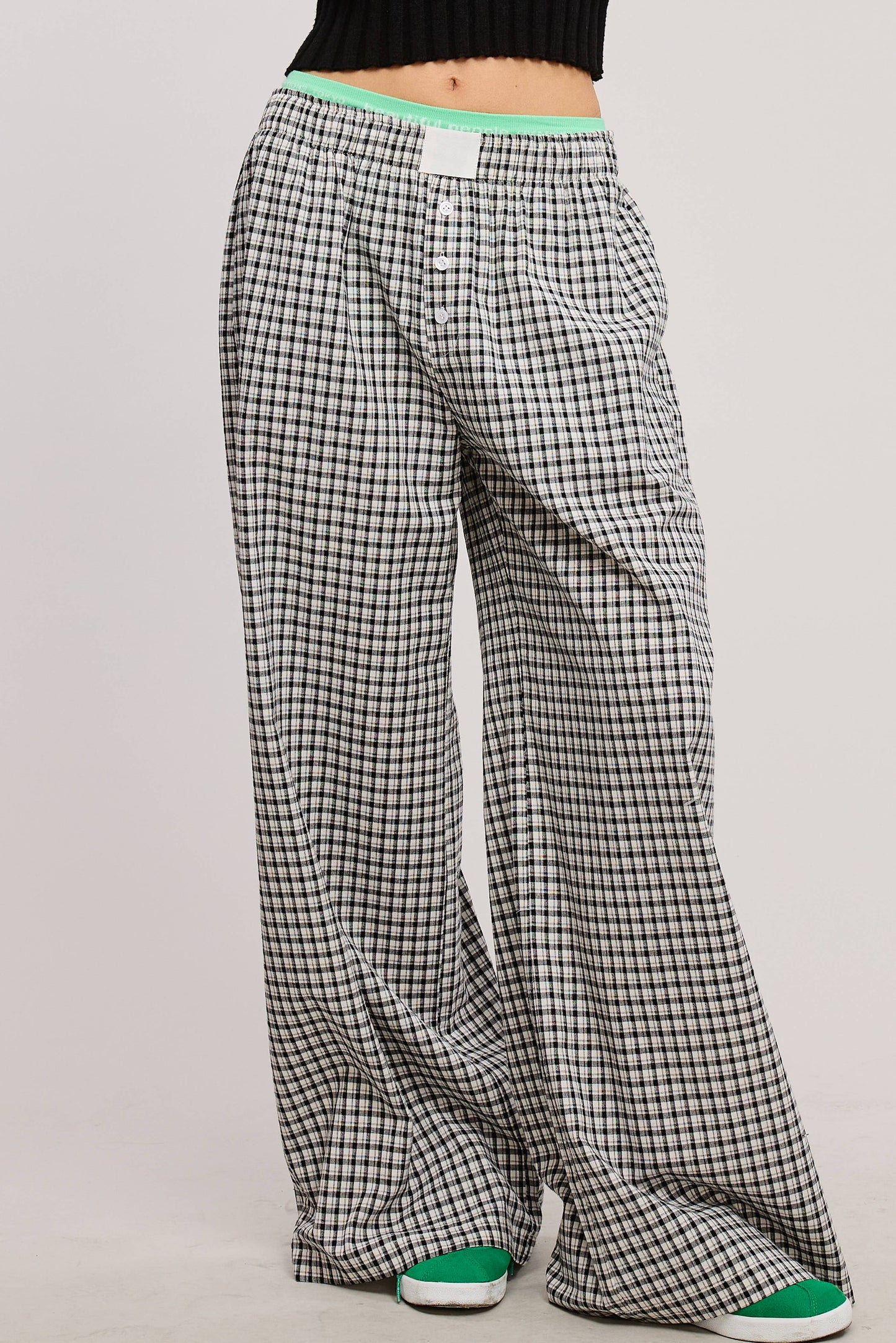 Mid Rise Elasticized Waistband Gingham Pattern Pants