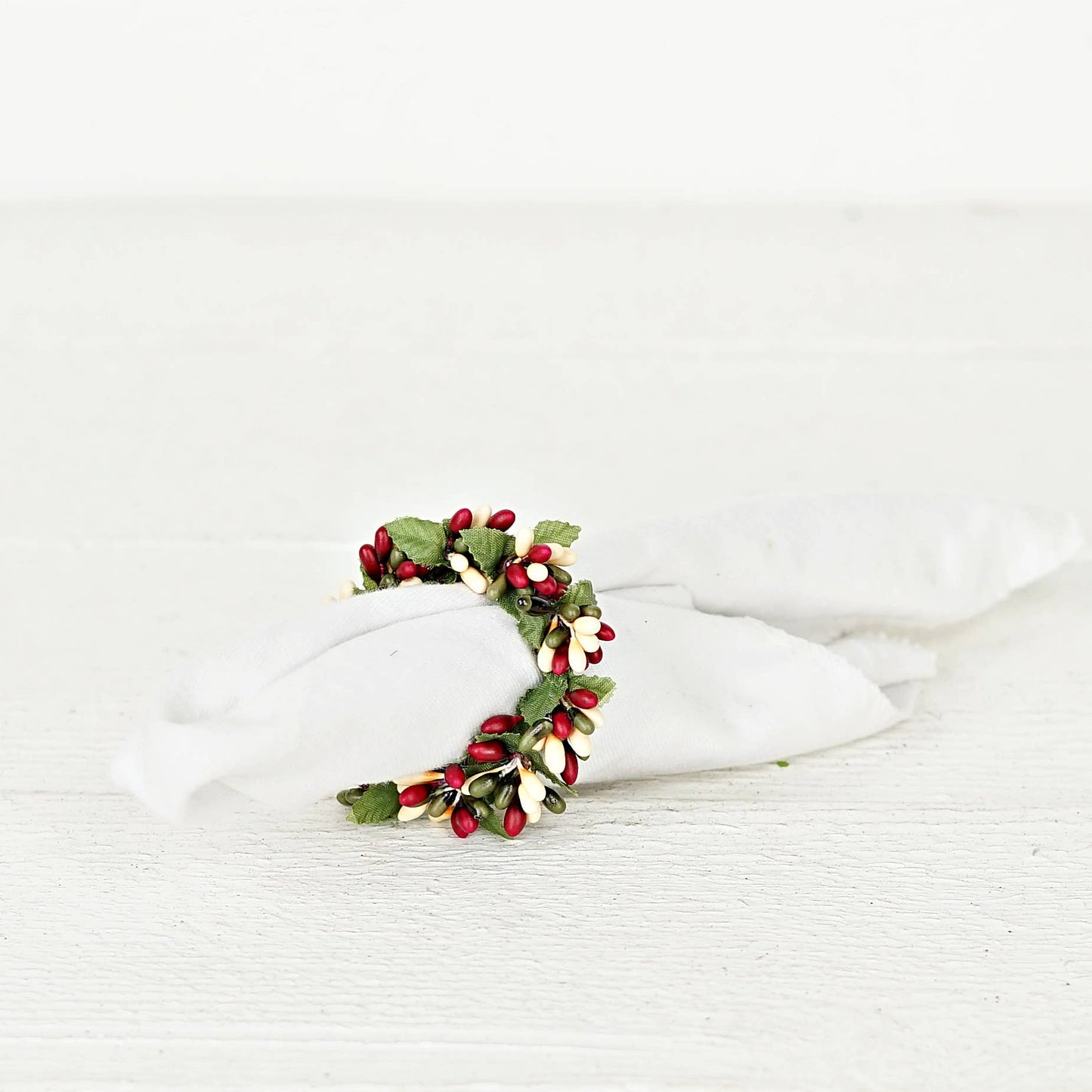 ISB13700FH- 1.5in Pip Berry Taper Ring/Napkin Ring-Farmhouse