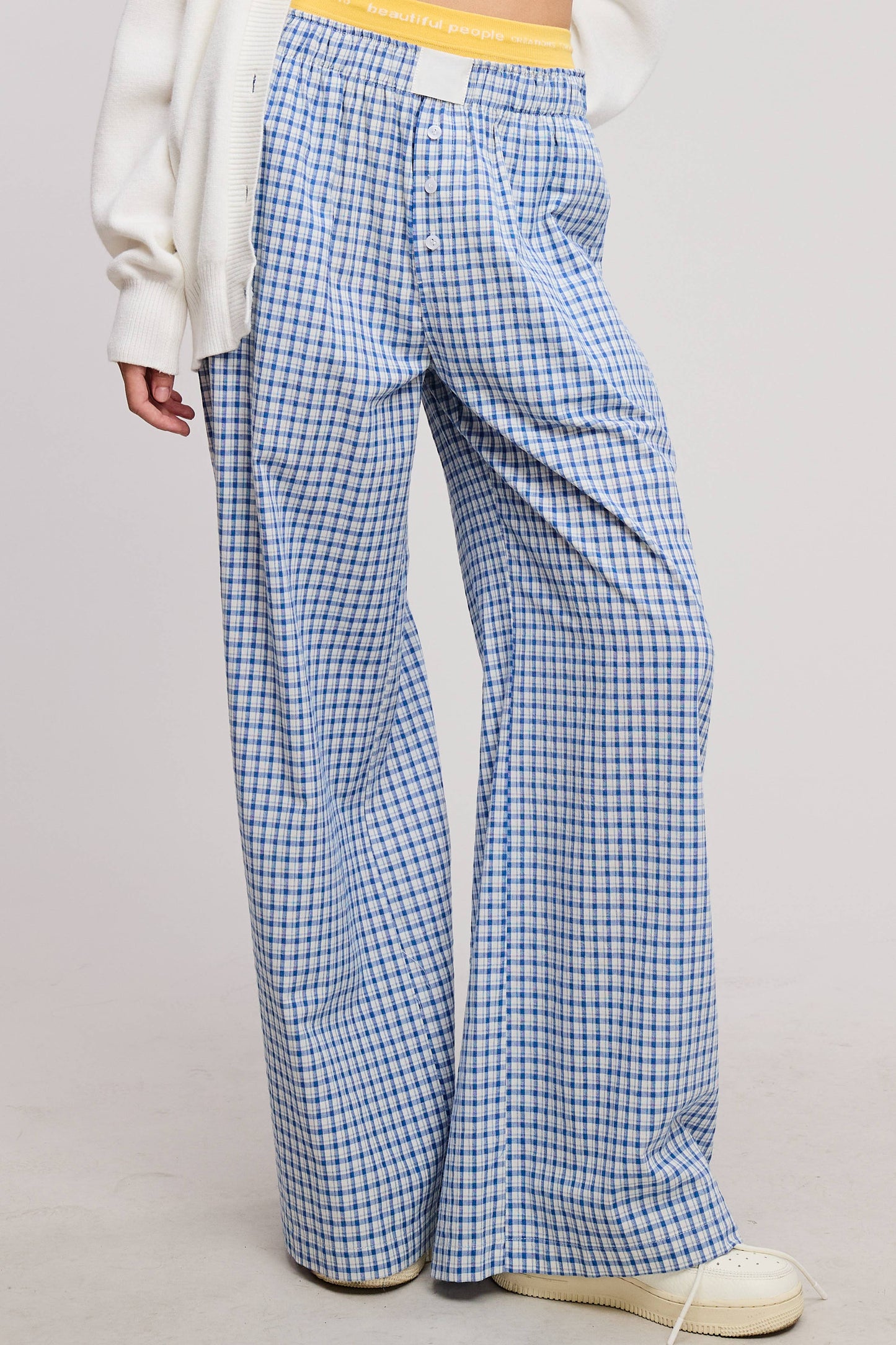 Mid Rise Elasticized Waistband Gingham Pattern Pants