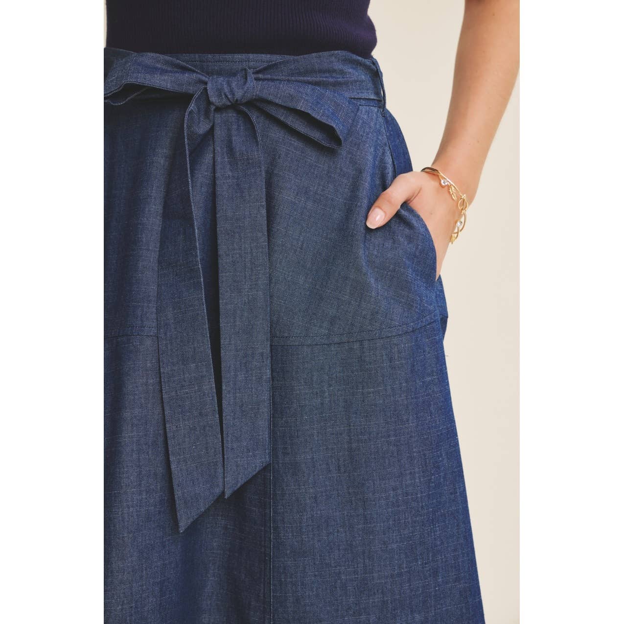 EFFORTLESS MIX OF COZY AND POLISHED TWOFER DENIM DRESS
