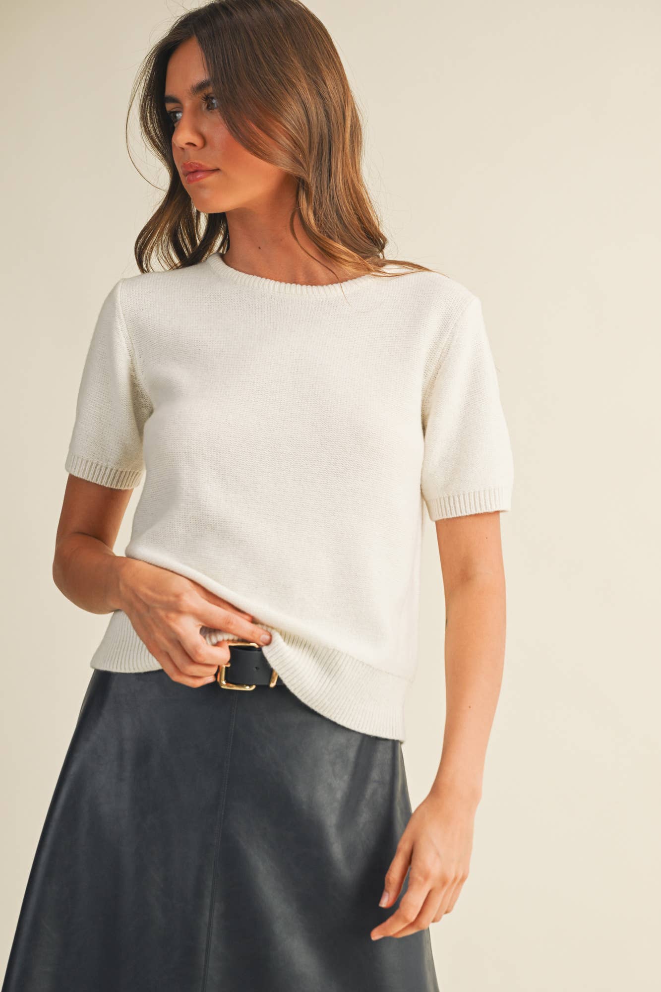 SHORT SLEEVE CREW NECK SWEATER