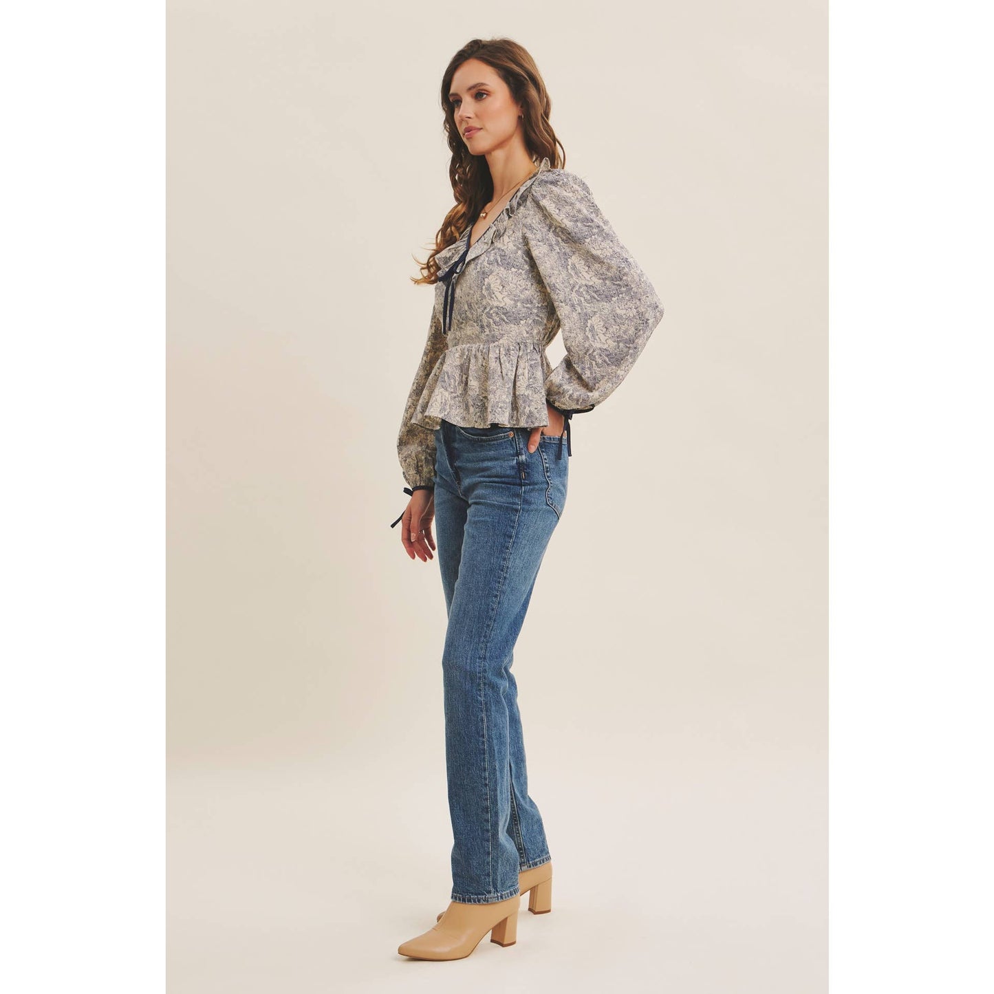 TOILE PRINTED BABYDOLL BLOUSE WITH BALLOON SLEEVES