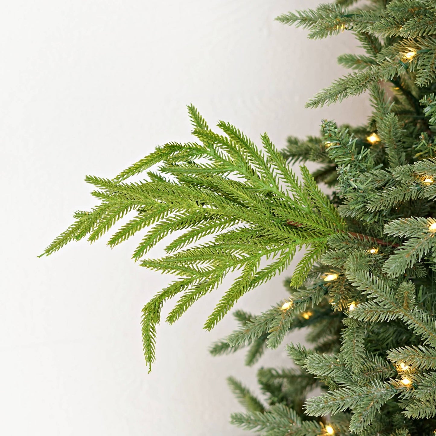 510706- 18in Pick-Soft Touch Evergreen Norfolk Pine-