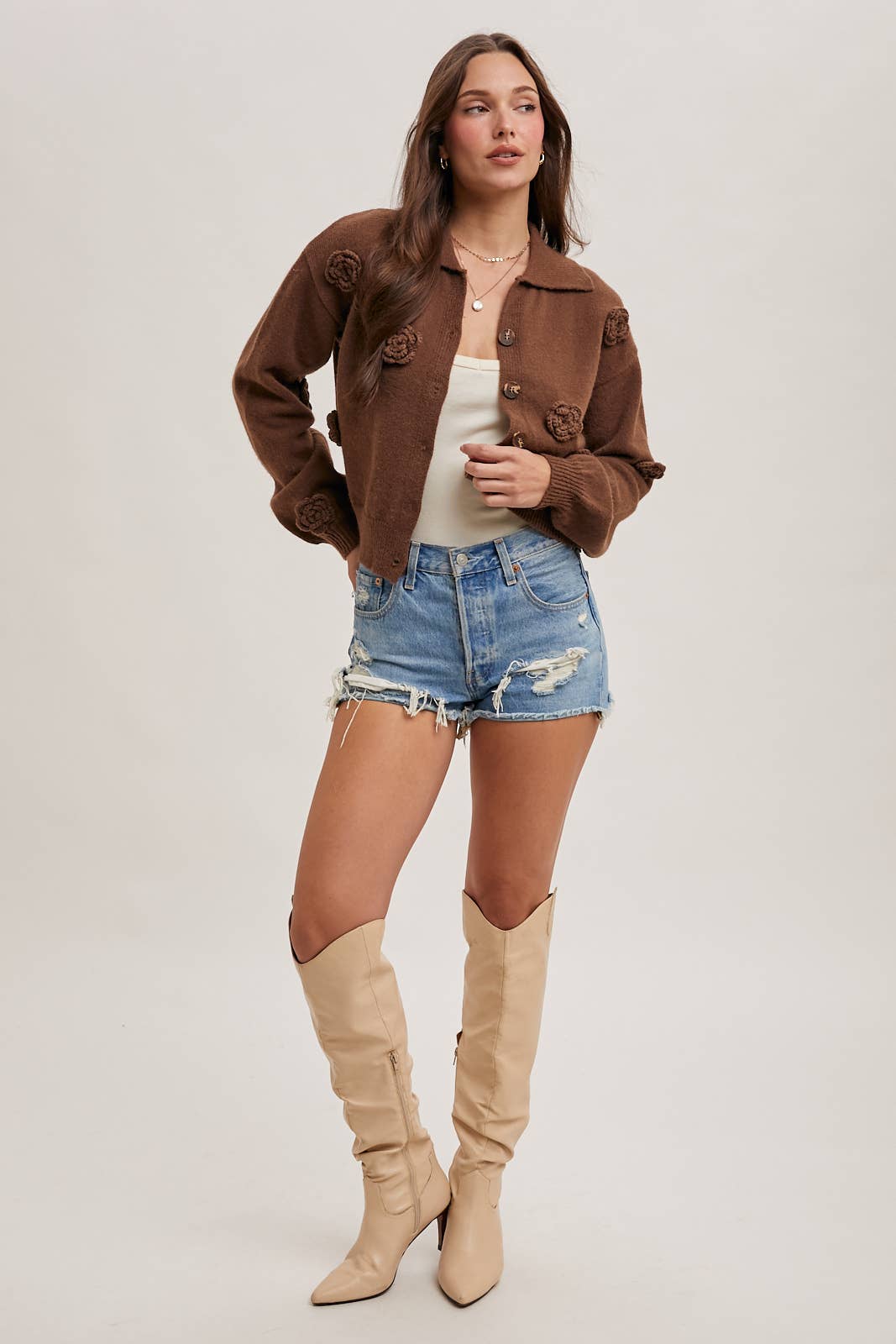 FLORAL EMBROIDERY BUTTON DOWN COLLAR KNIT CARDIGAN