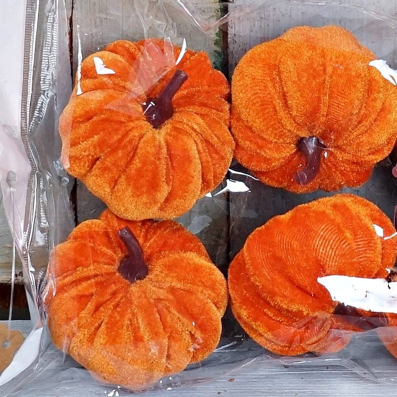 ISB79865- Mini Velvet Pumpkin Bagx6-OR