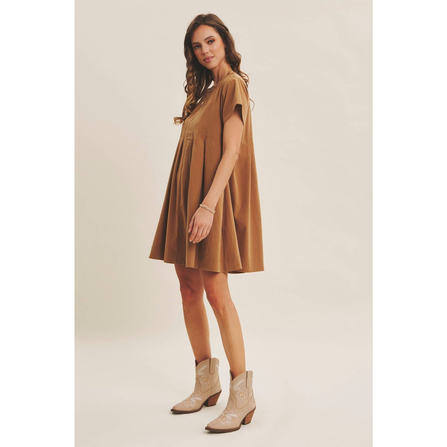 EASYGOING PLEATED DETAIL MINI DRESS WITH POCKETS