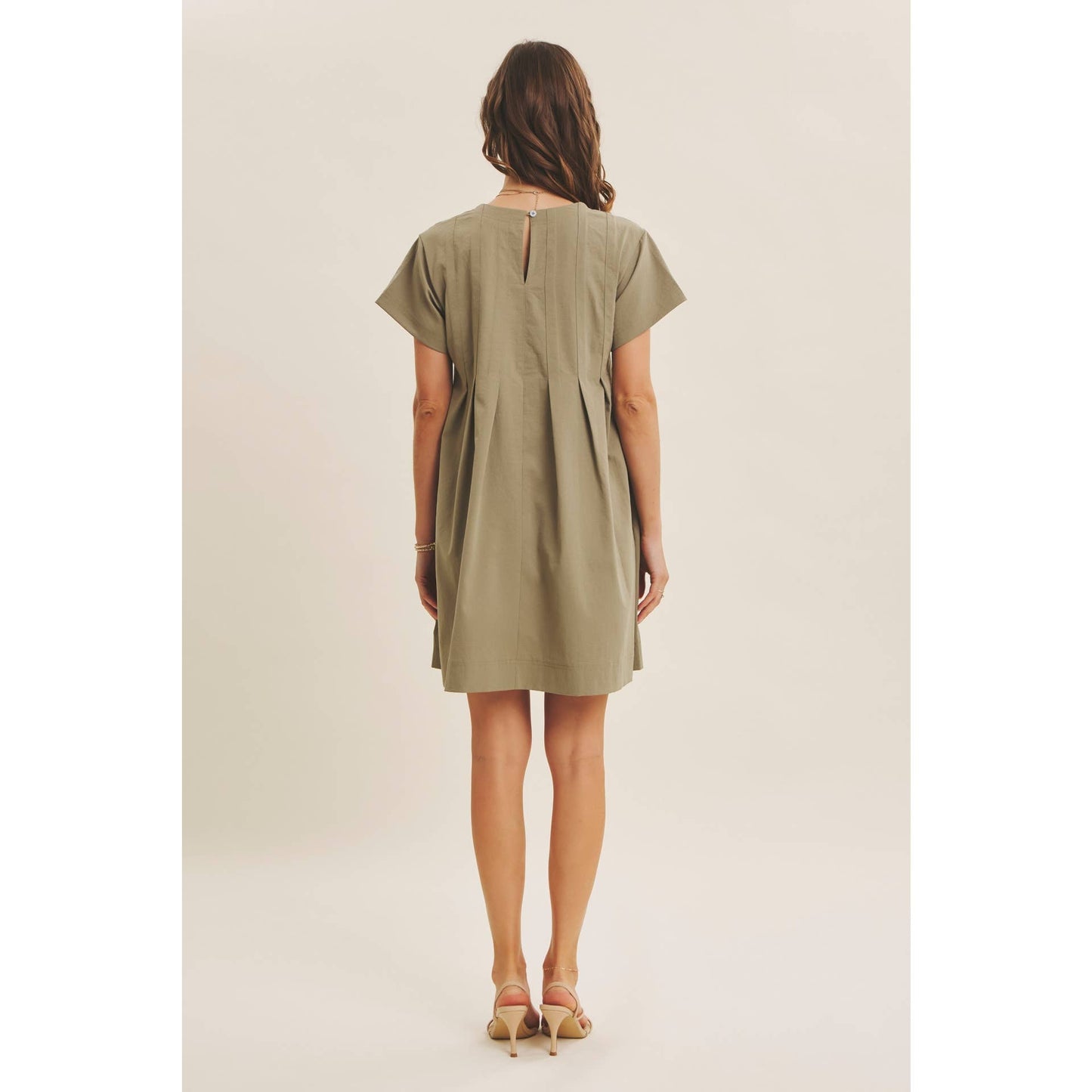 EASYGOING PLEATED DETAIL MINI DRESS WITH POCKETS
