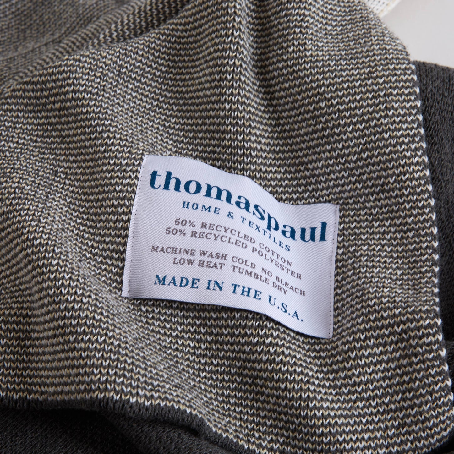 THOROUGHBRED THROW HUNTER