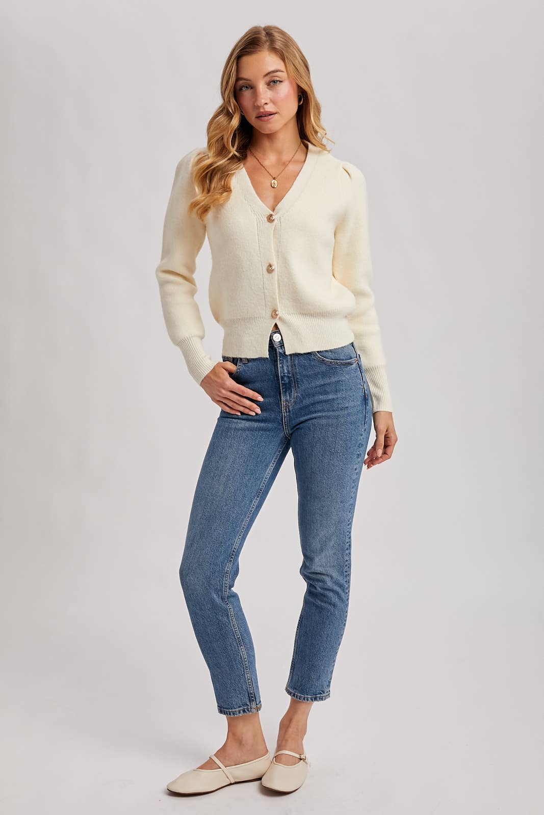 BUTTON DOWN V-NECK CARDIGAN