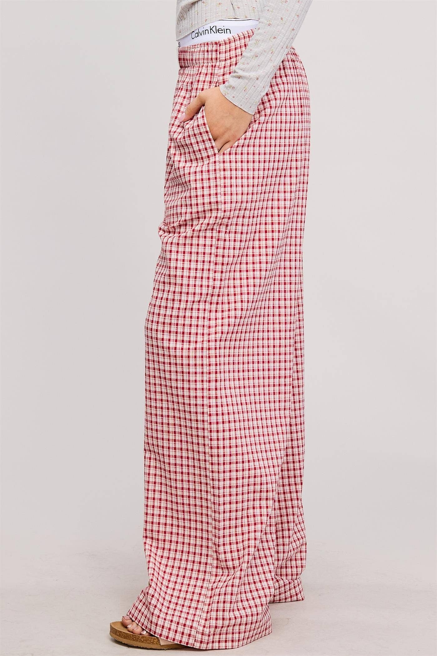 Mid Rise Elasticized Waistband Gingham Pattern Pants